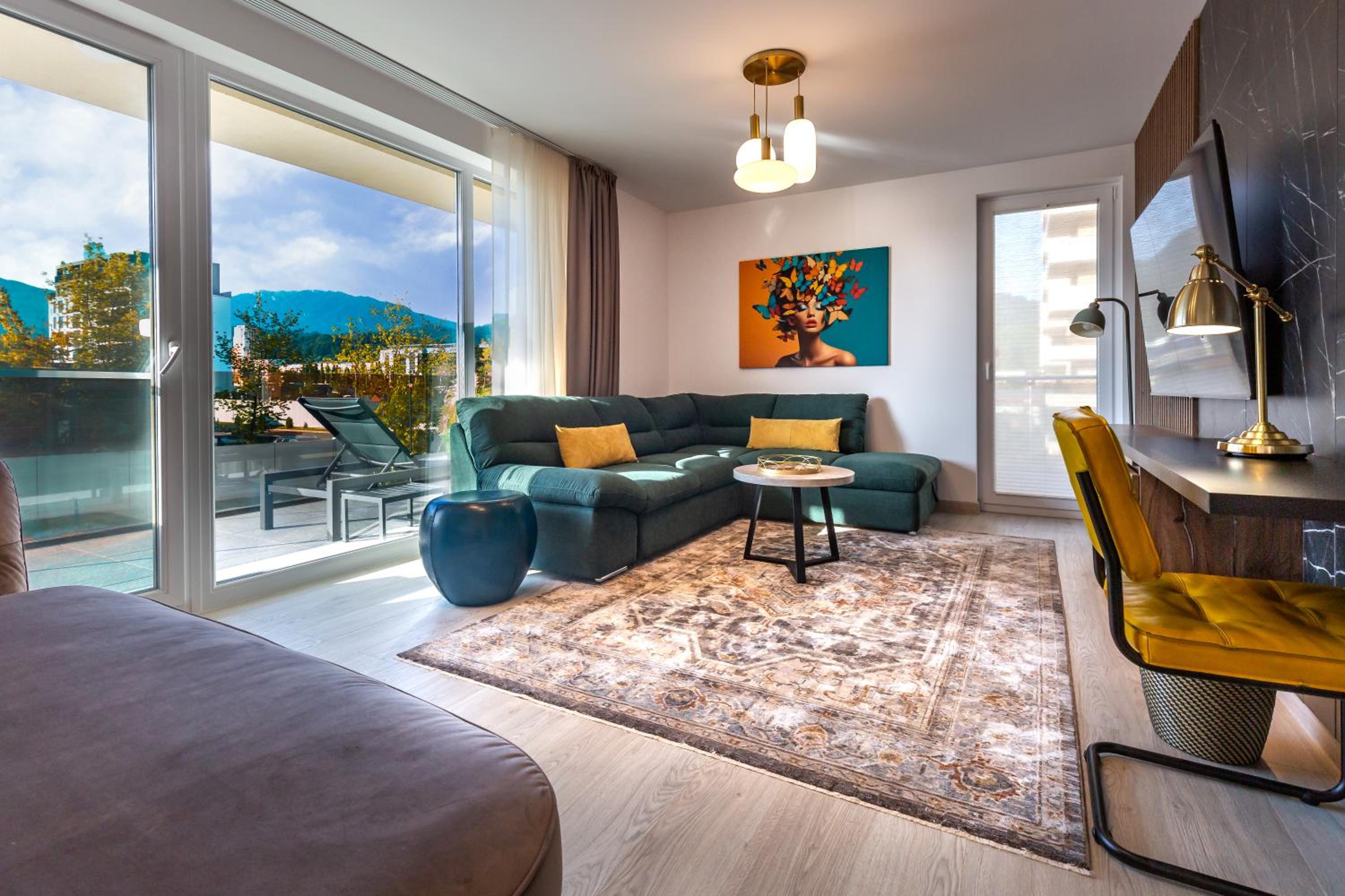 Mountain View Terrace Oasis view 2
