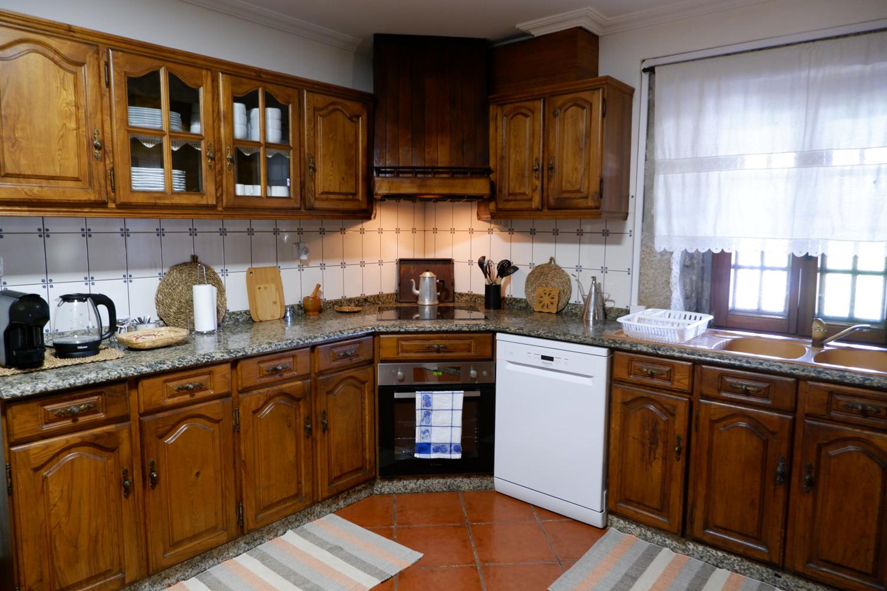 Casa da Ondrinha view 2