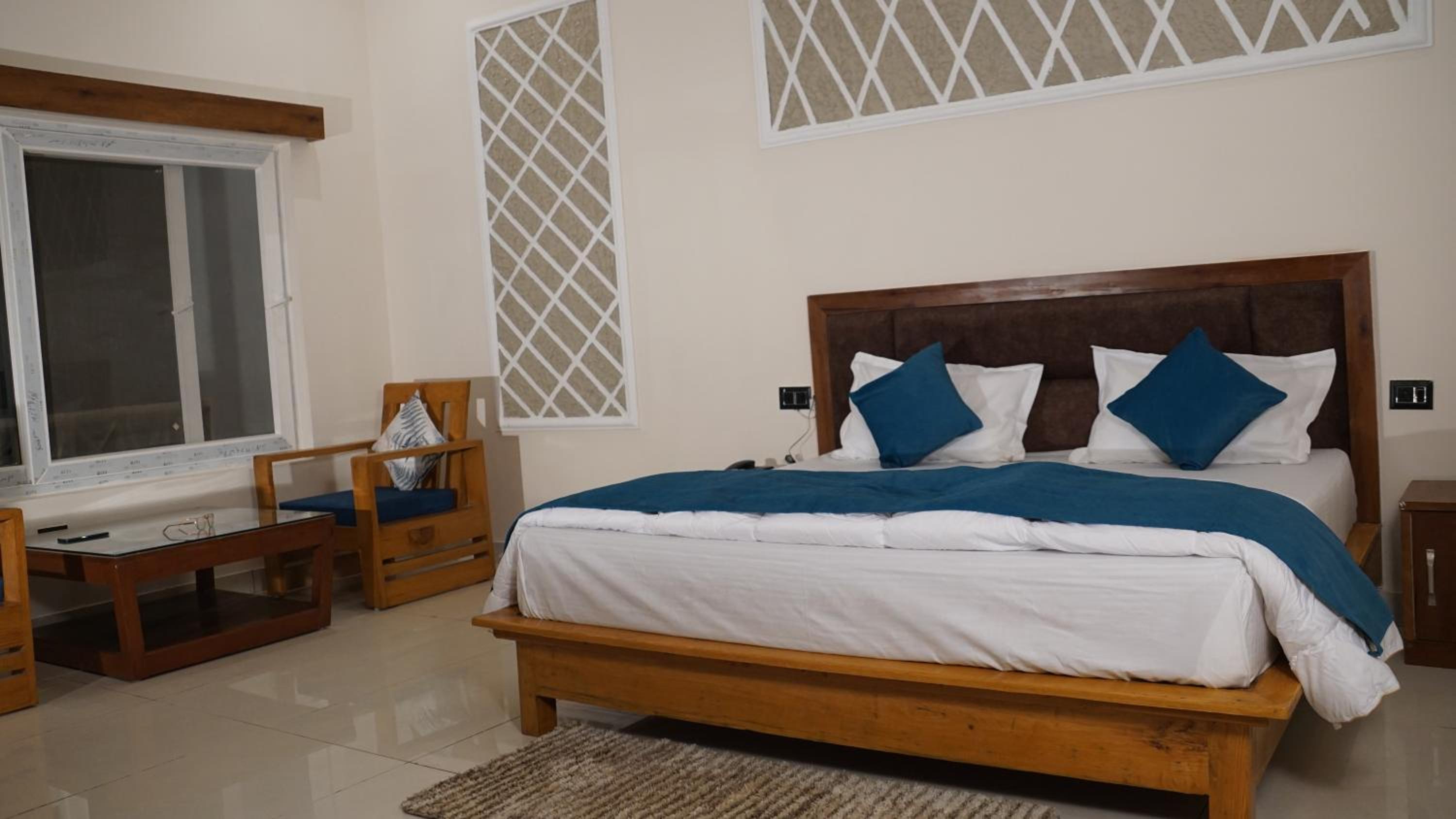 Maulyar Forest Resort