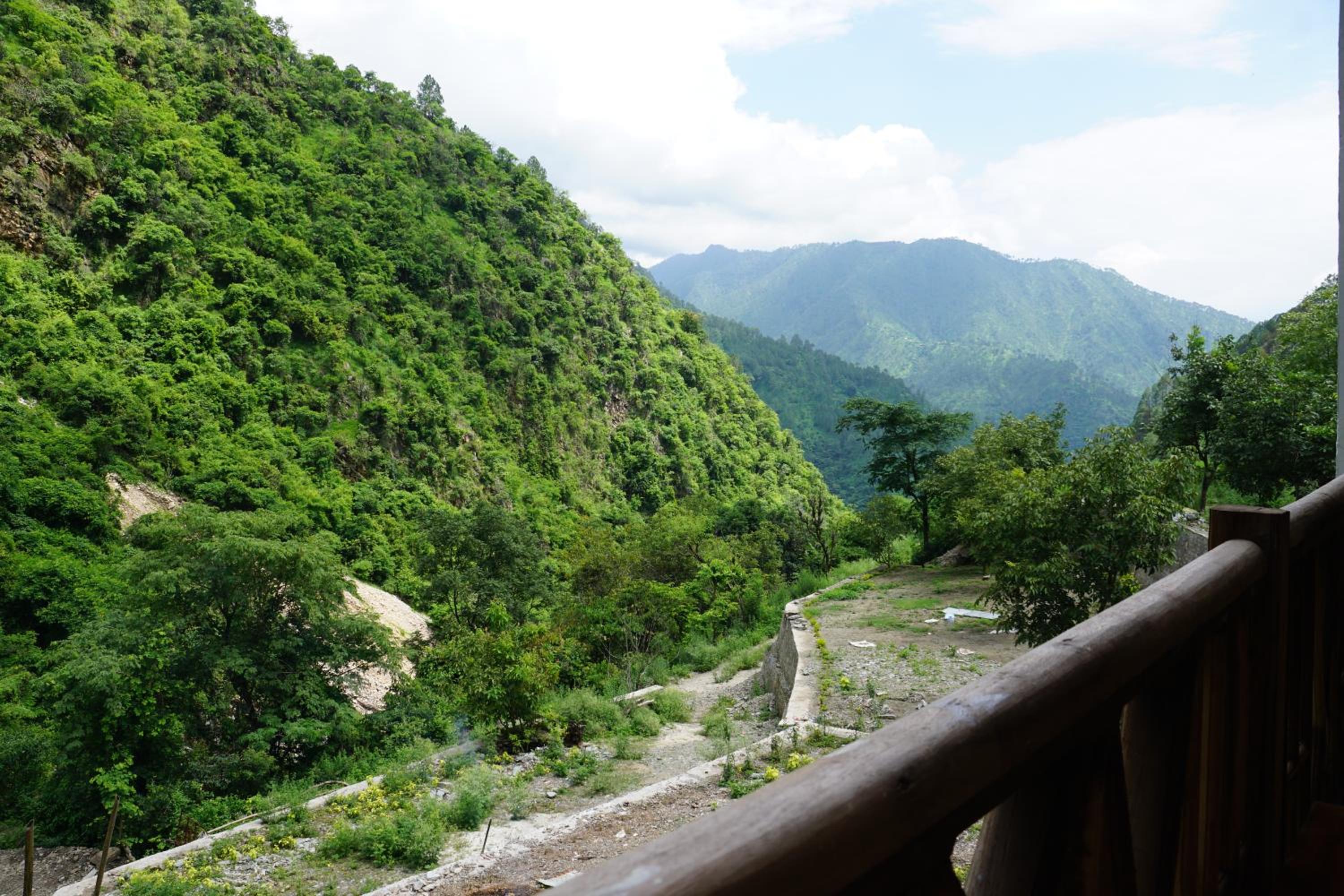 Maulyar Forest Resort