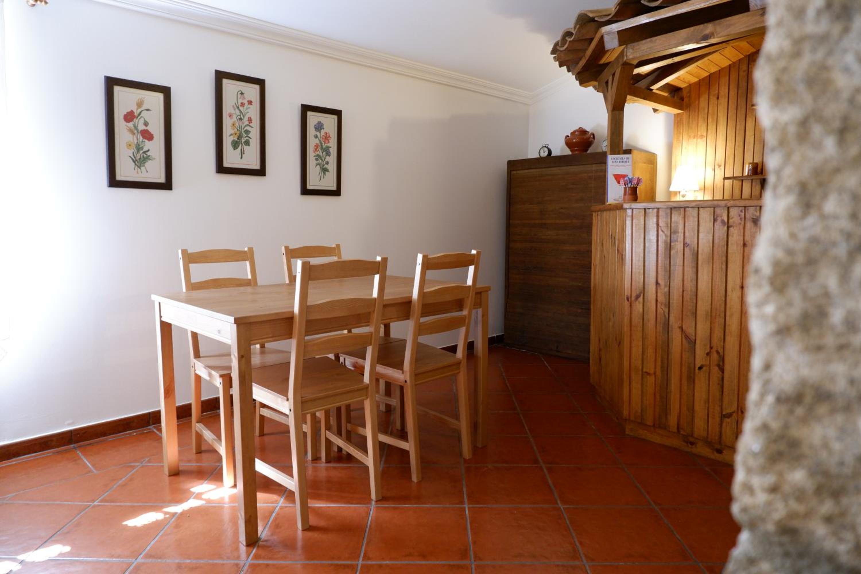 Casa da Ondrinha view 5