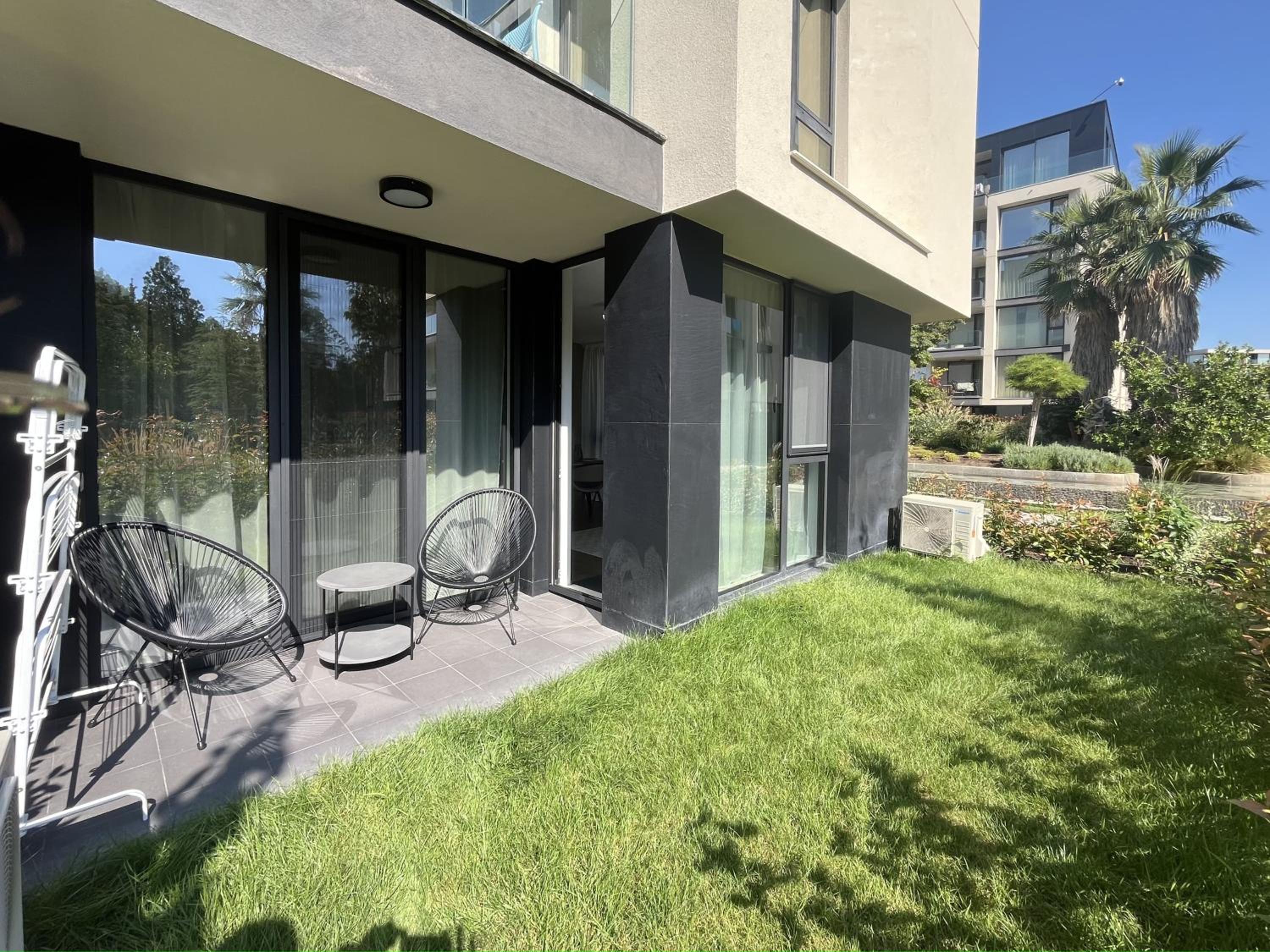 EXCLUSIVE St Constantine Suites