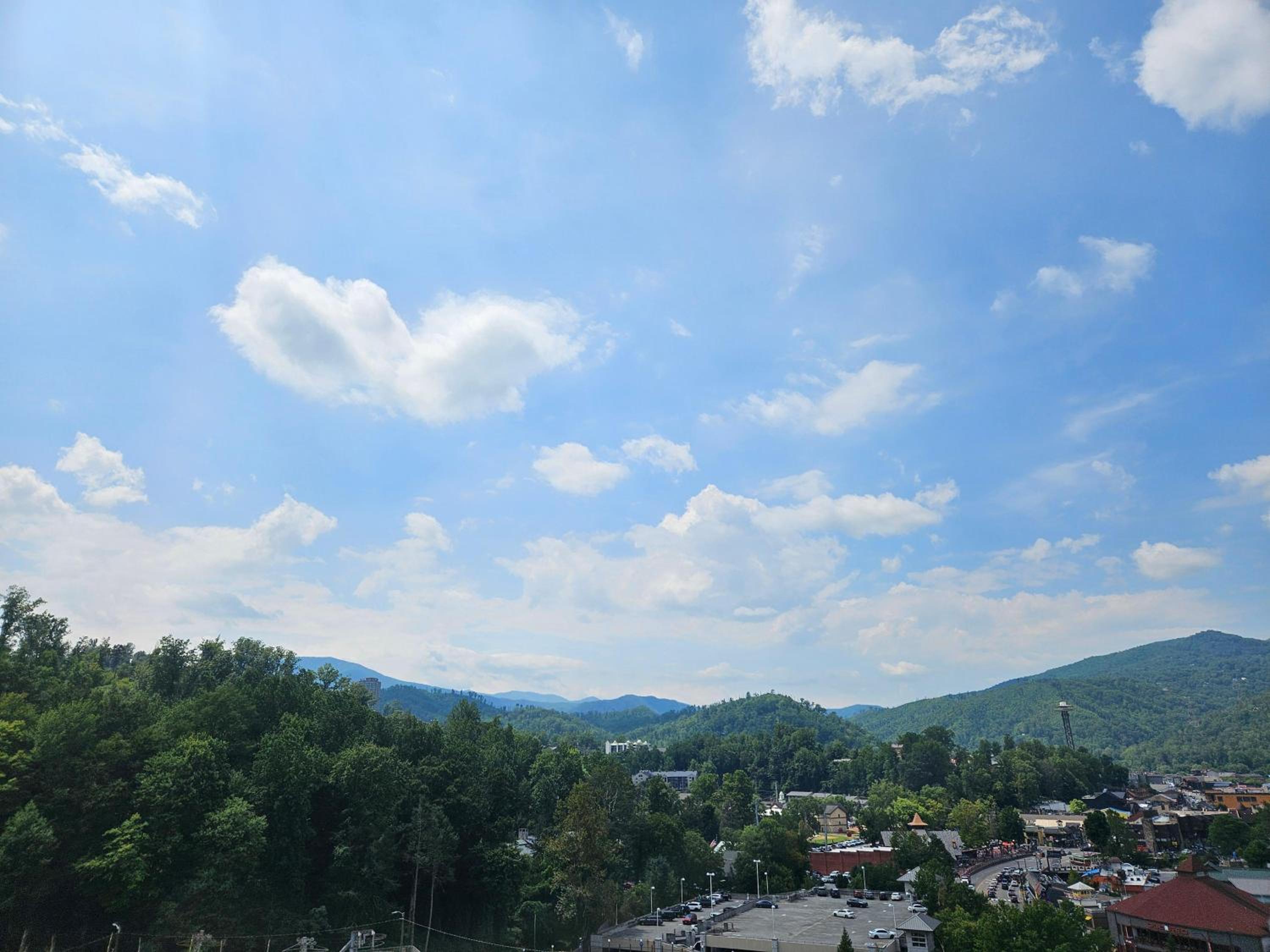 Gatlinburg Chateau Condo 503