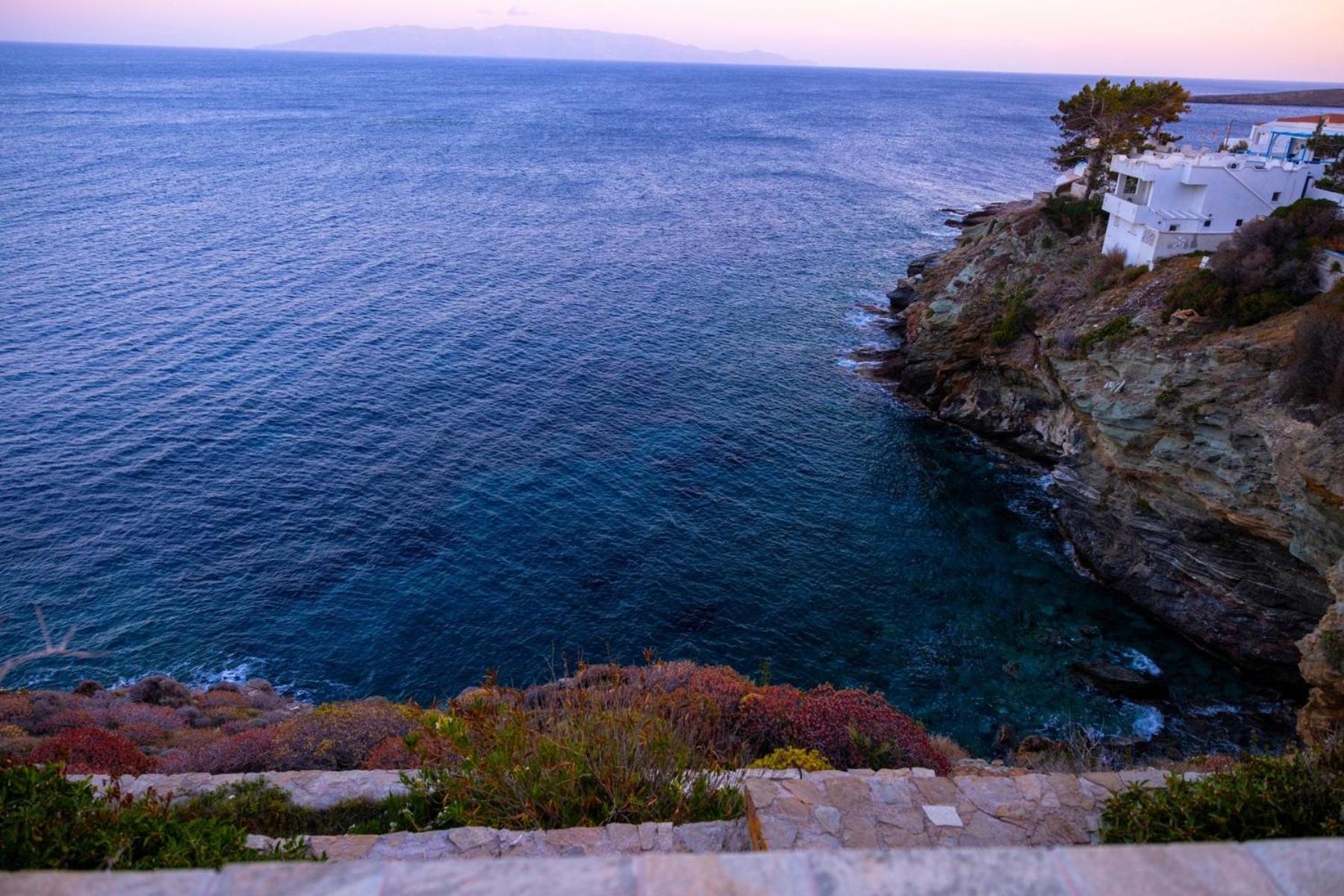 Thea Suite Kythnos view 4