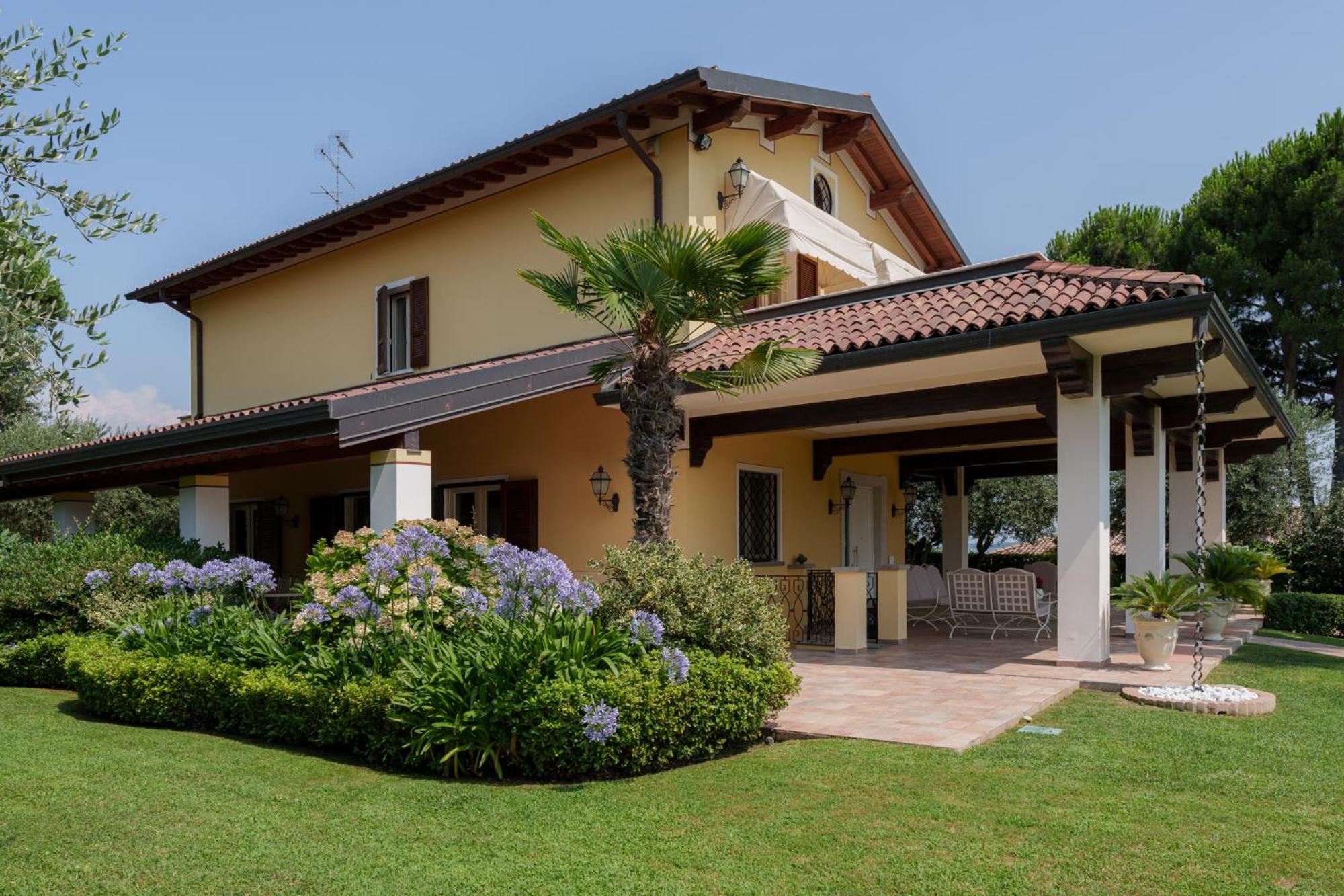 Hotel VILLA ELENA - Image 1
