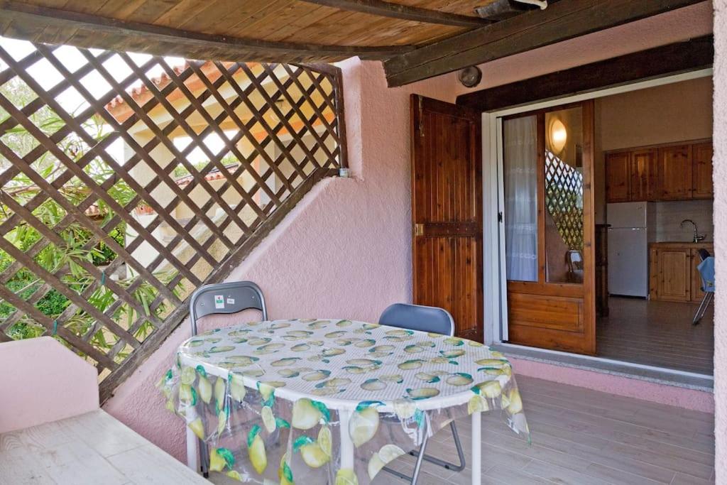 Casa rosa Porto Taverna 1 - Molarotto view 4