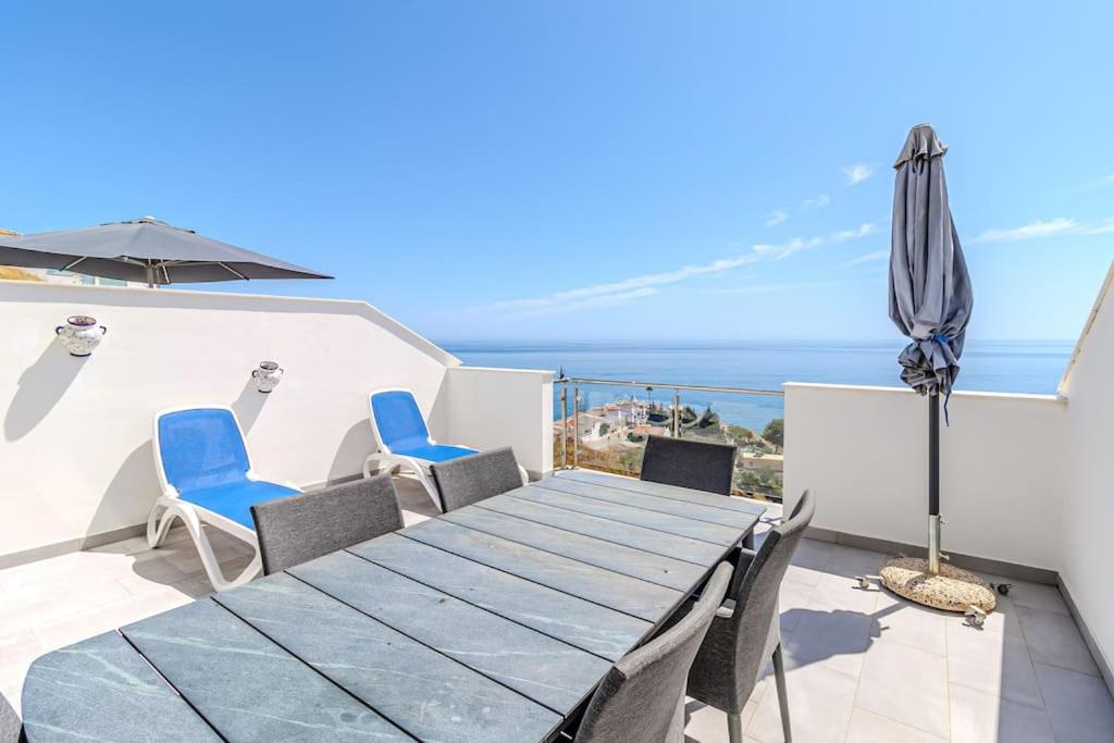 sea view ladera
