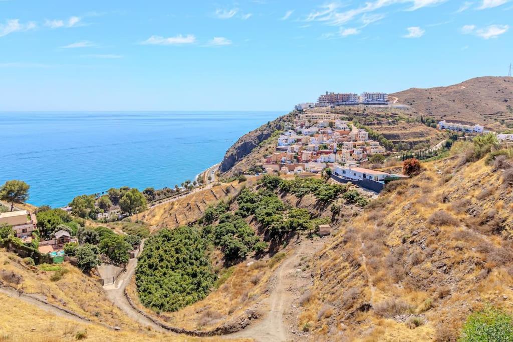 sea view ladera