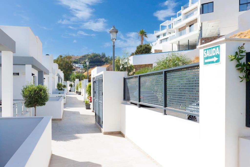 sea view ladera