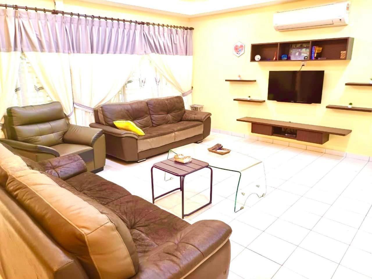 Lavender Homestay Tanjung Malim