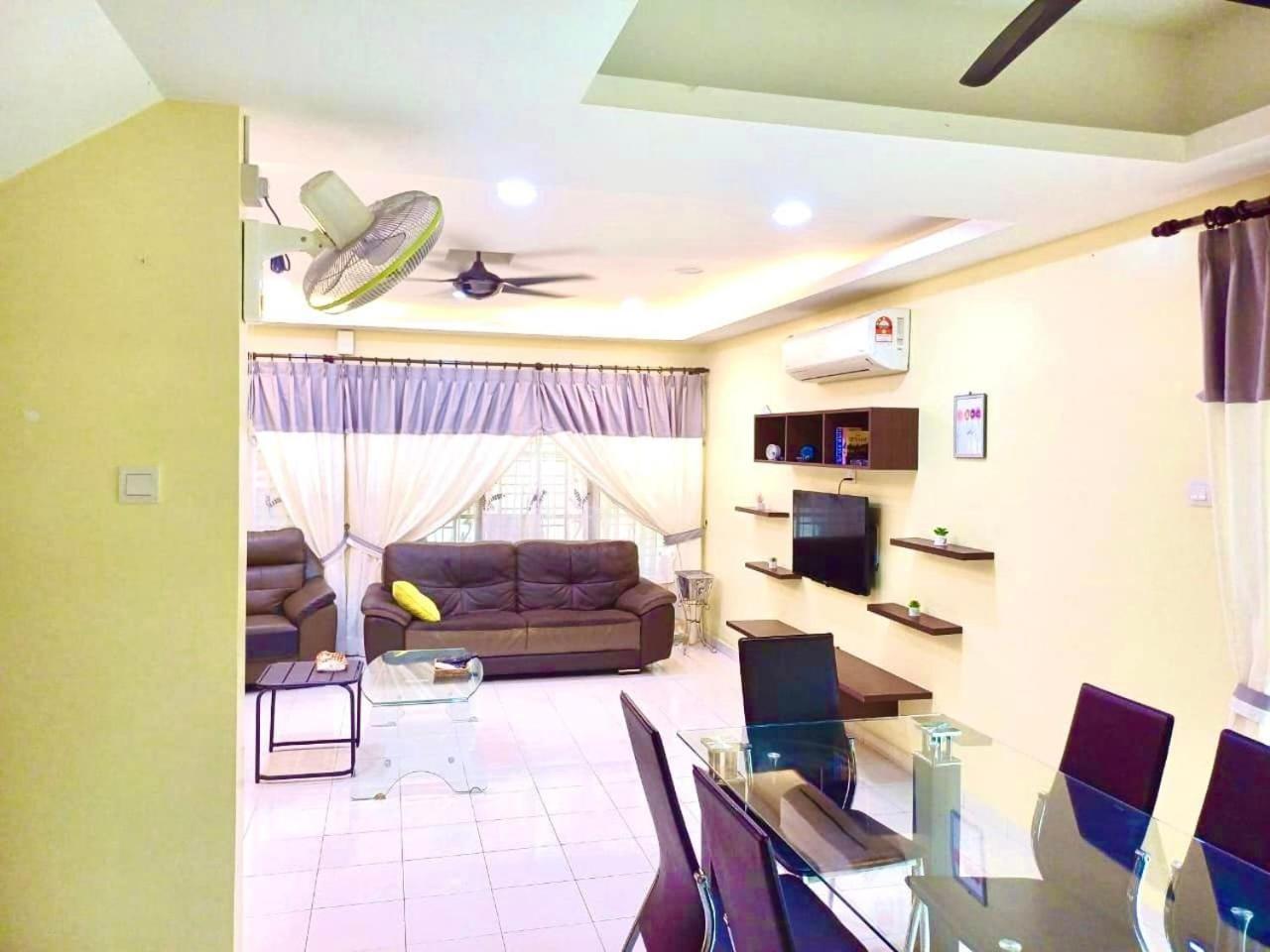 Lavender Homestay Tanjung Malim