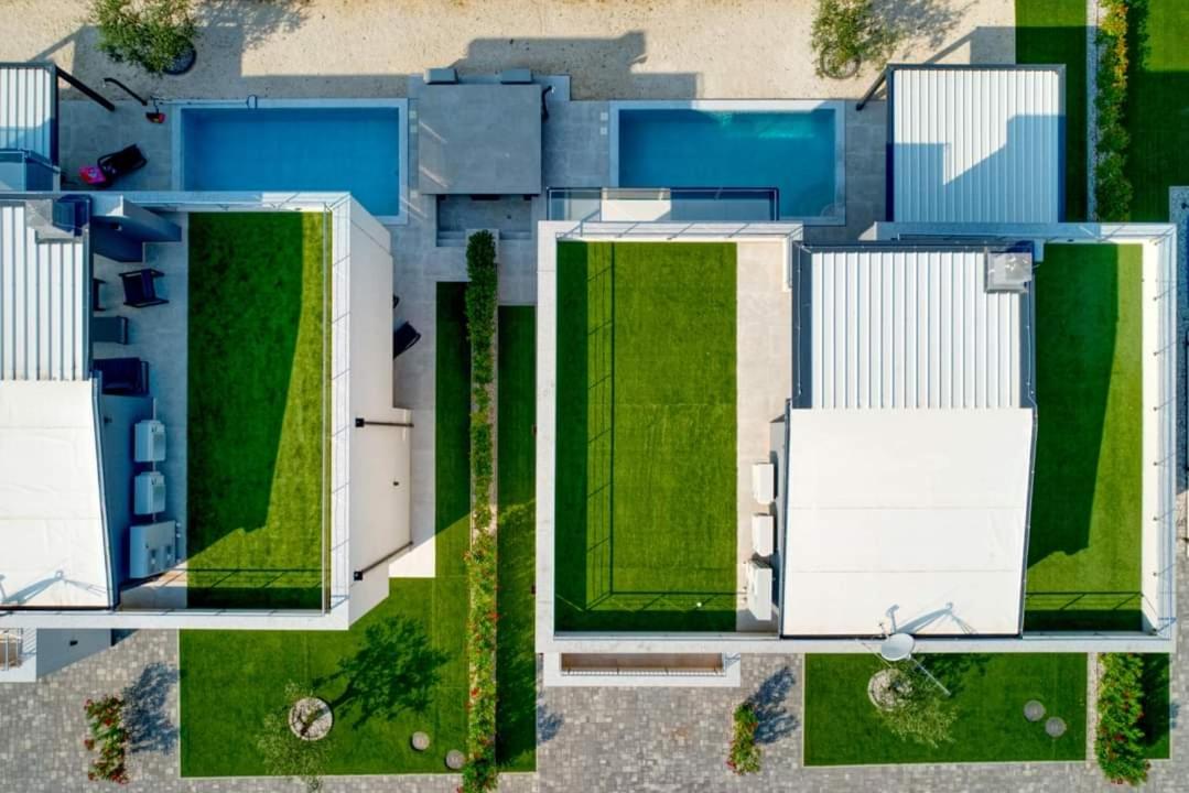 Villa Centinera mit Pool in Meernähe
