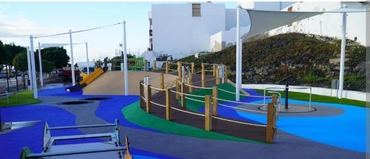 Sunflower, el apartamento con piscina en complejo residencial