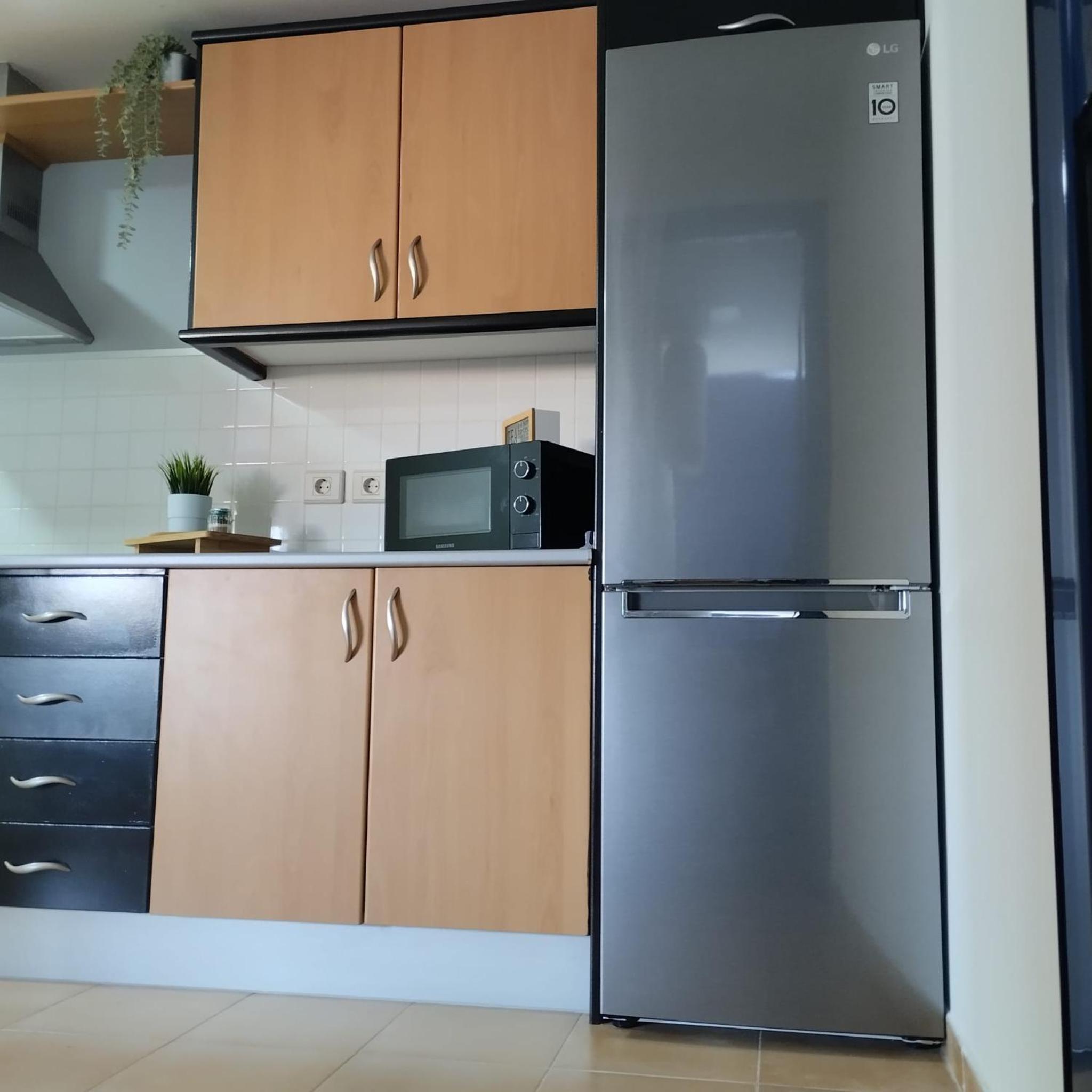 Sunflower, el apartamento con piscina en complejo residencial