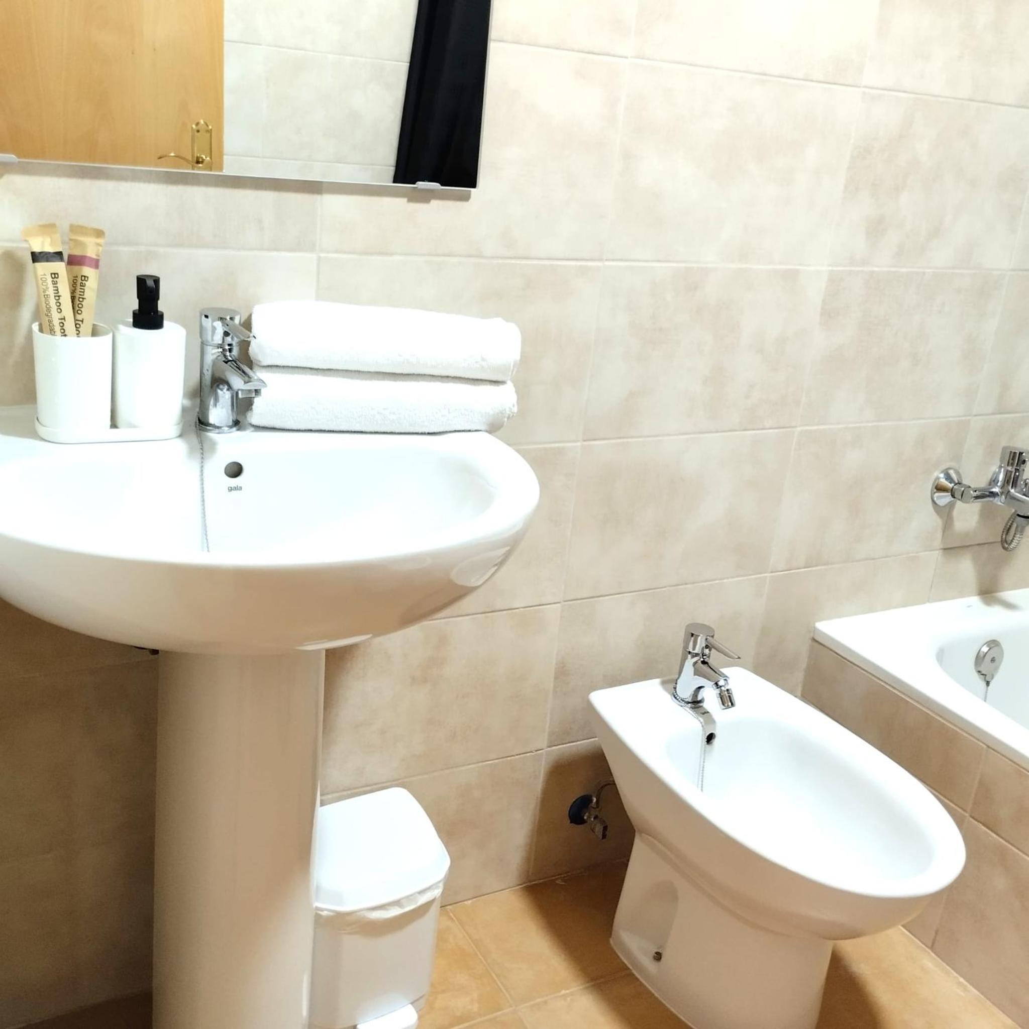 Sunflower, el apartamento con piscina en complejo residencial