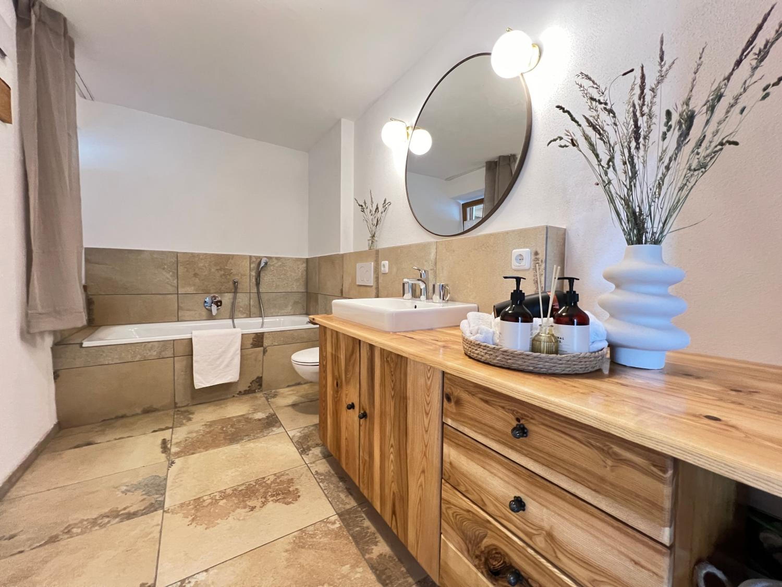 Ferienhaus Bachperle - Alpenidyll mit Kamin, Balkon oder Terrasse für Genießer