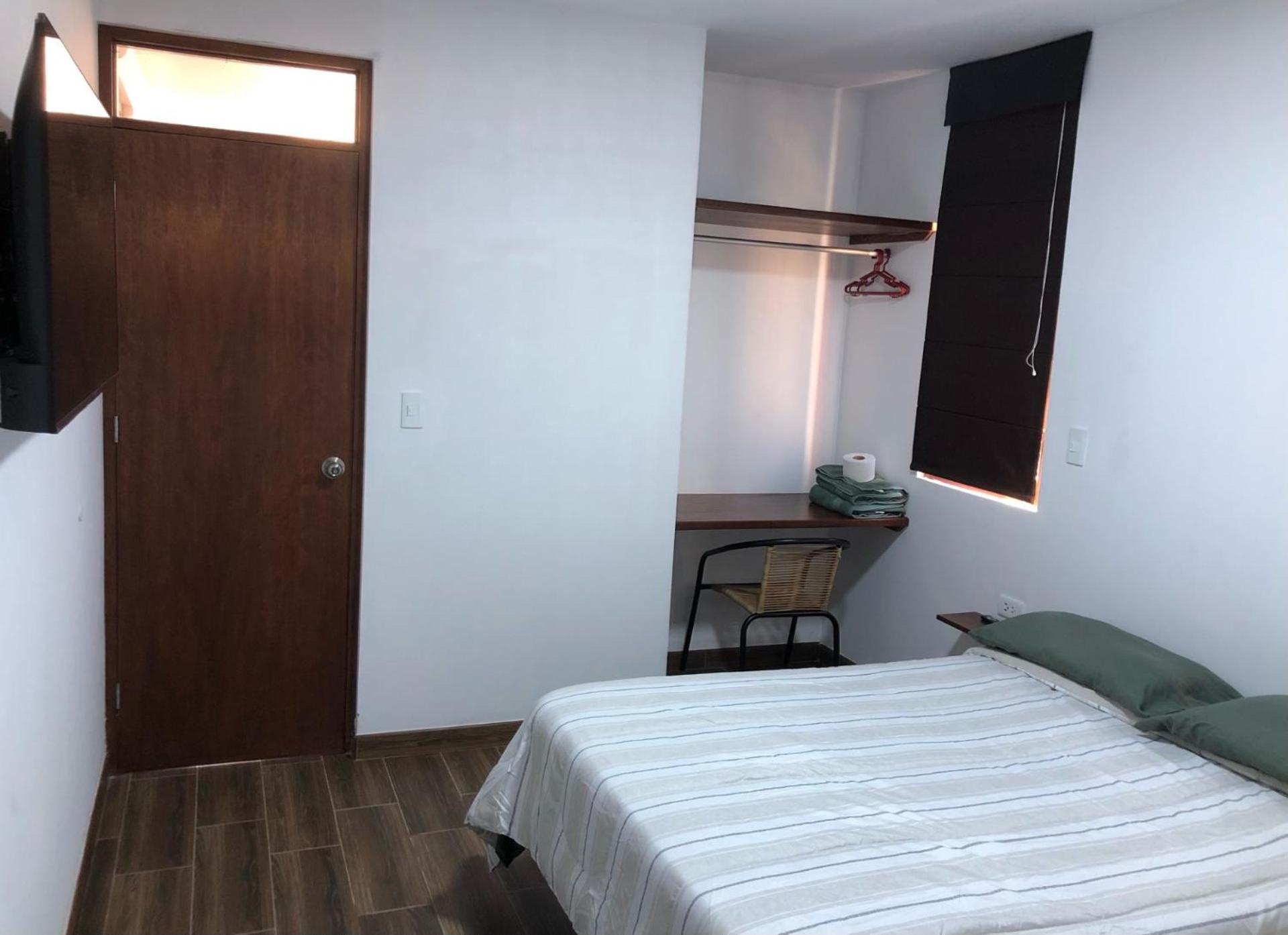 Private 1 bedroom and 1 bathroom apartment with private entrance and private terrace and free Wi-Fi view 4