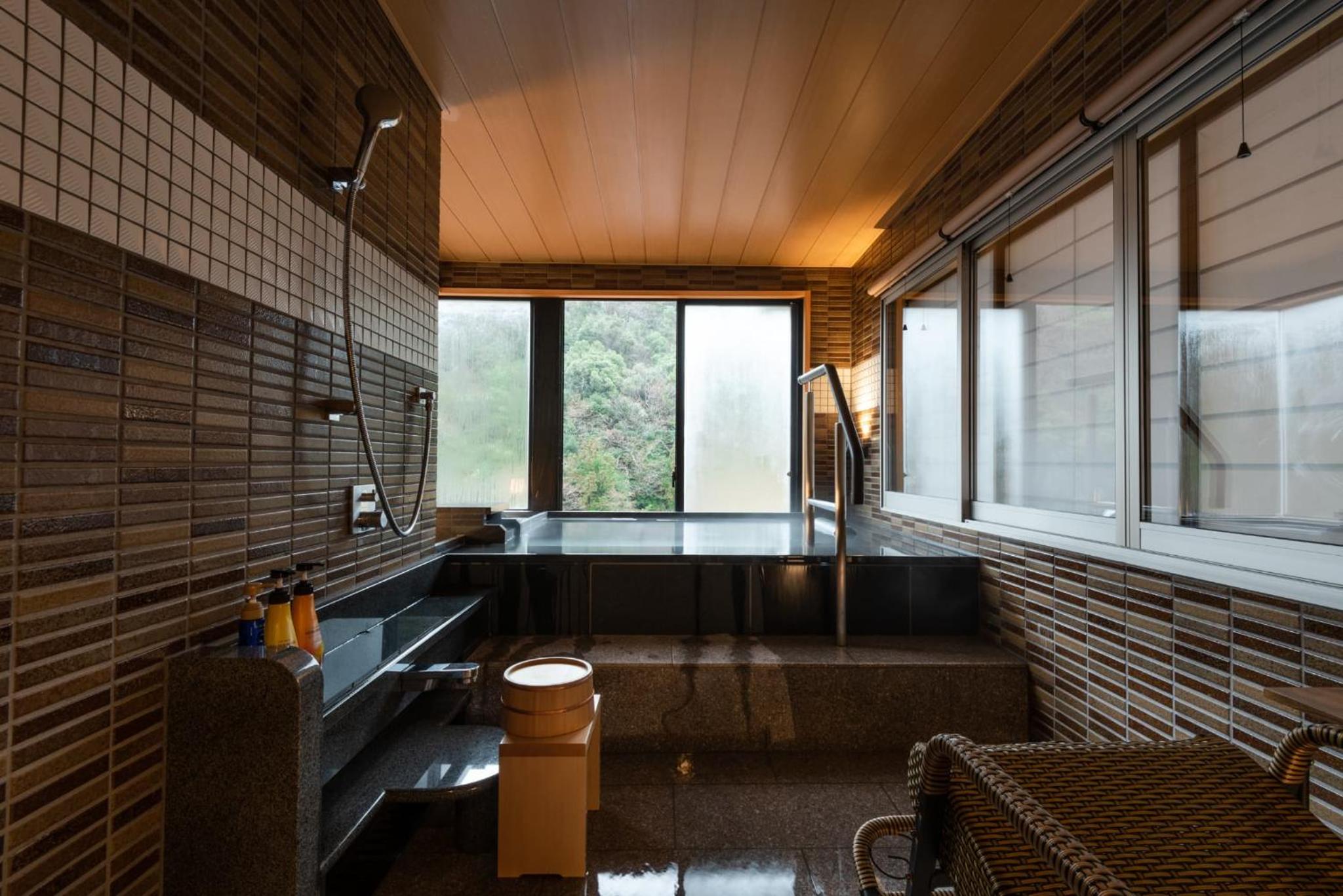 Shirasagiyu Tawaraya, คางะ - 9