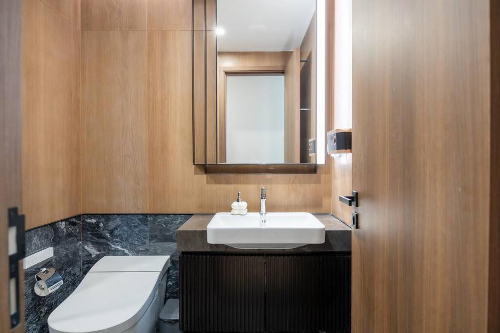 Lavish river view, Lumiere Thao Dien apt