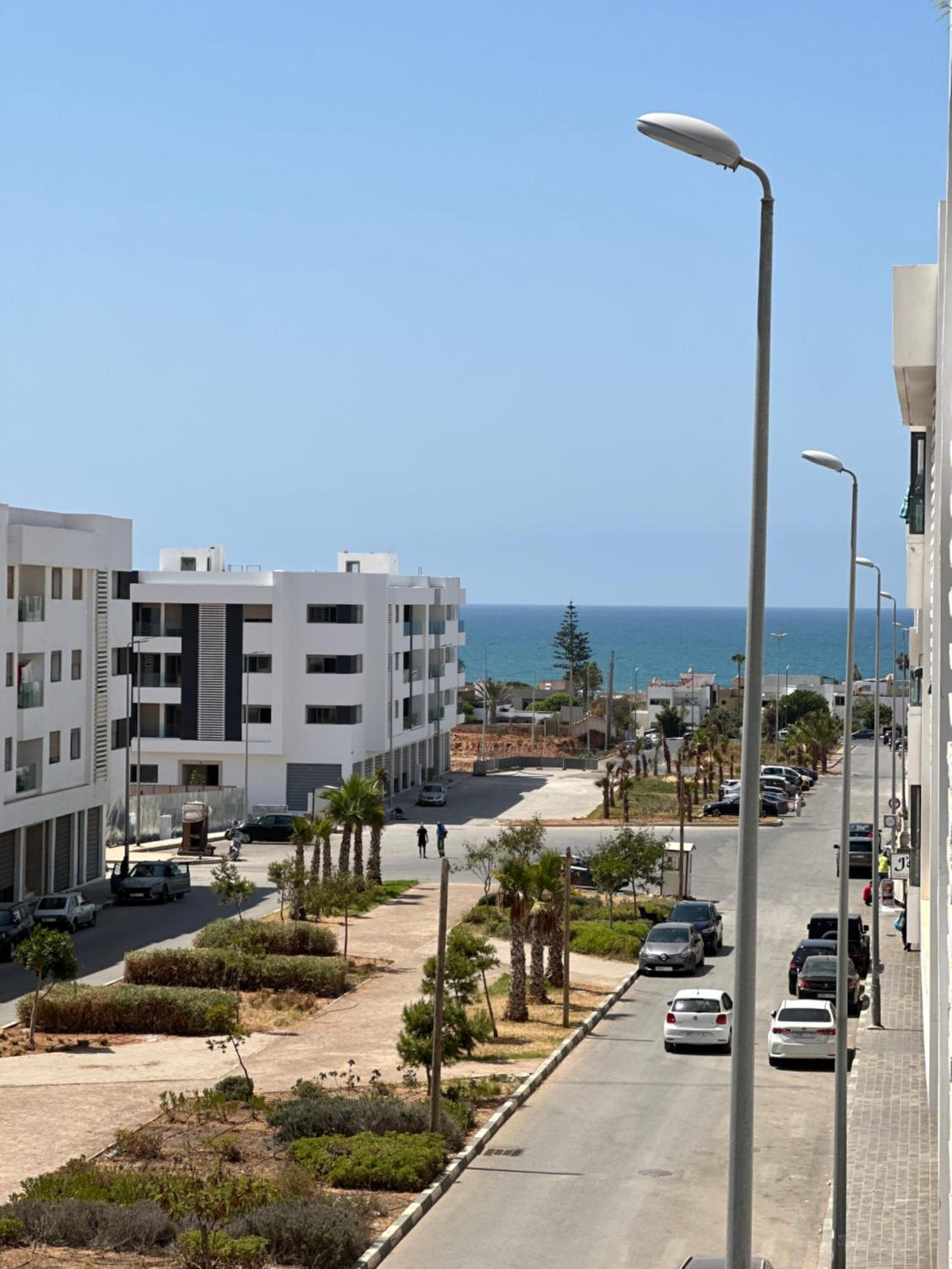 Appartement Familial et Calme Harhoura view 2