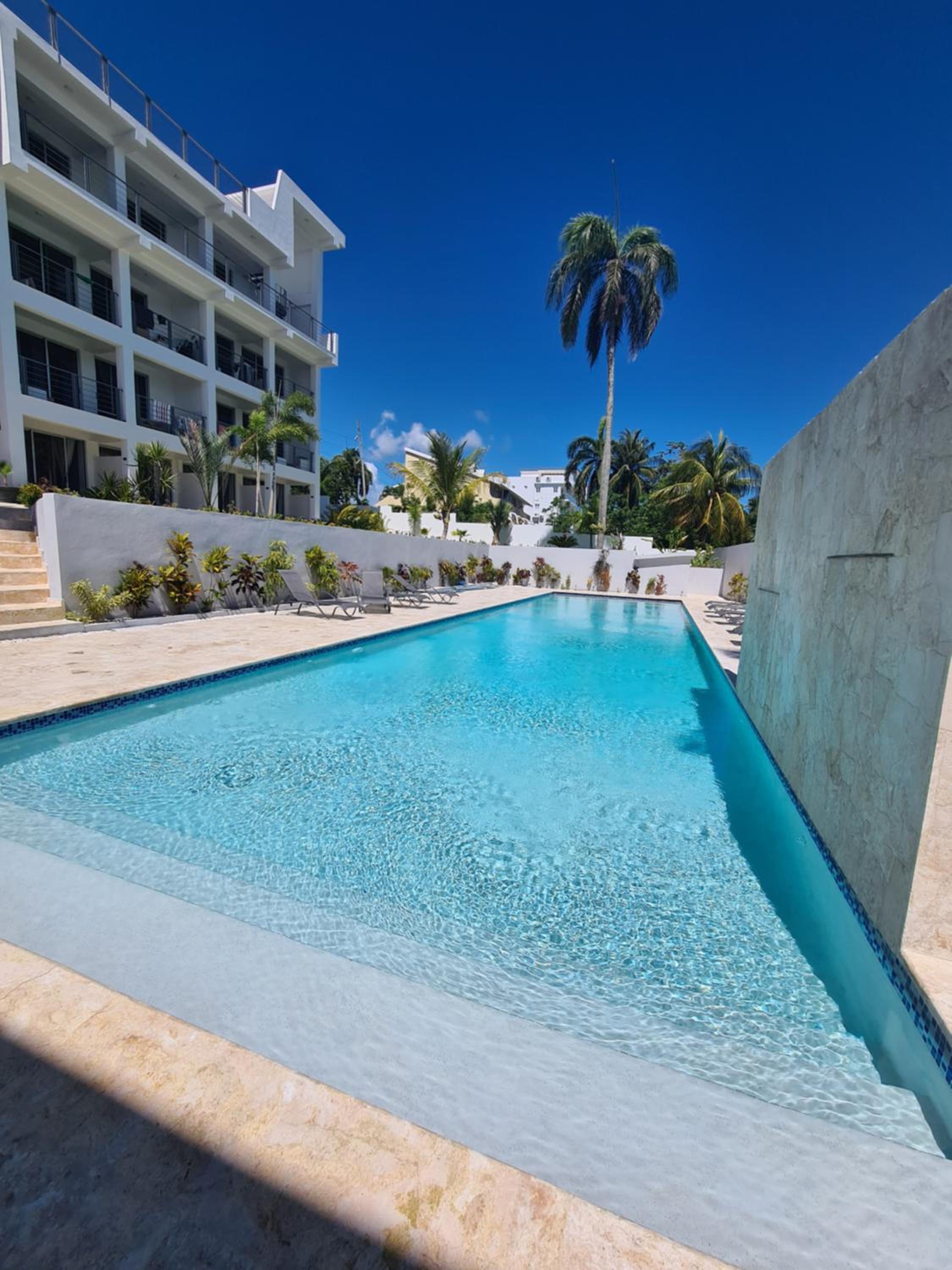 2BR apartment Residencial Aris, Encuentro