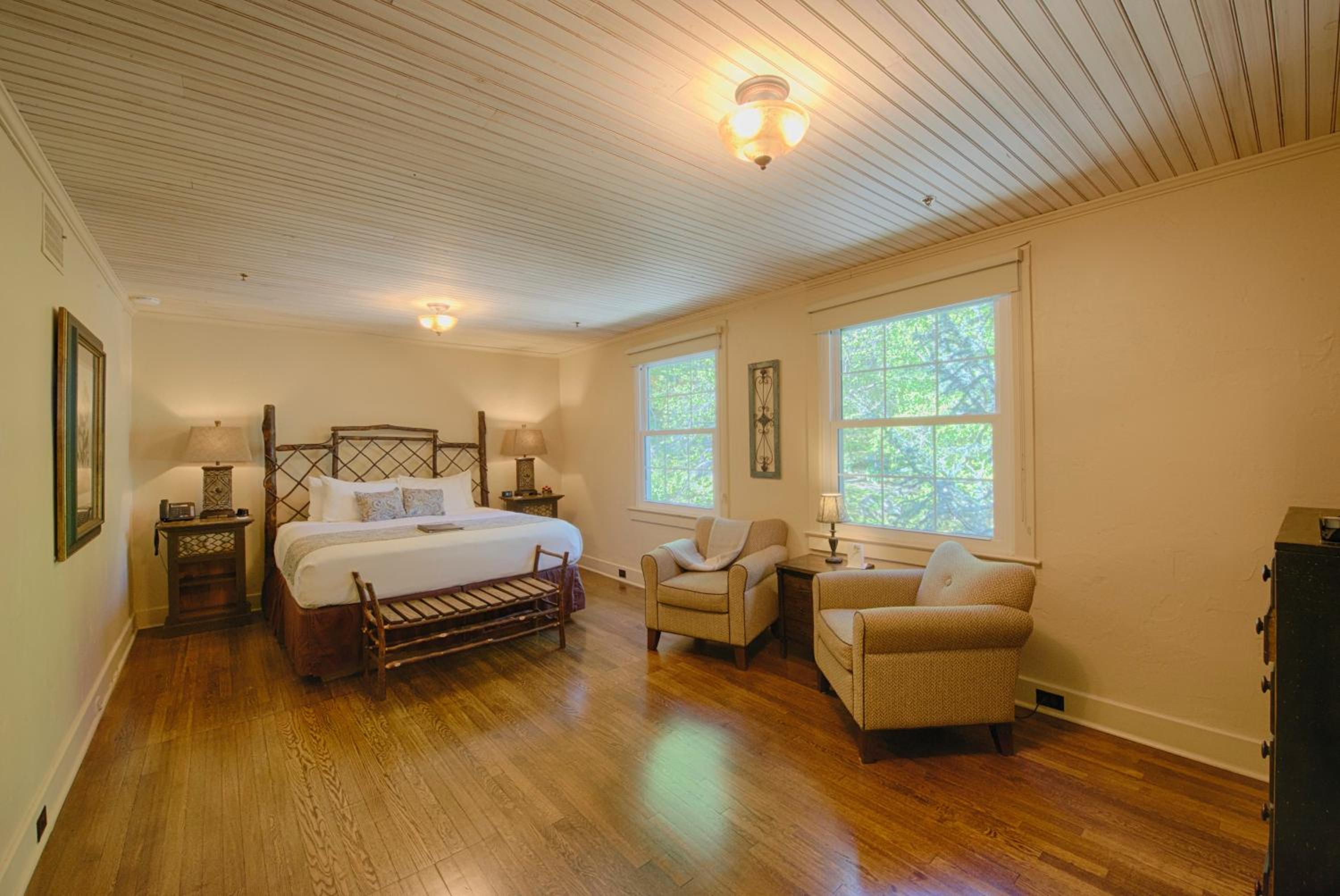 Historic Tapoco Lodge Resort