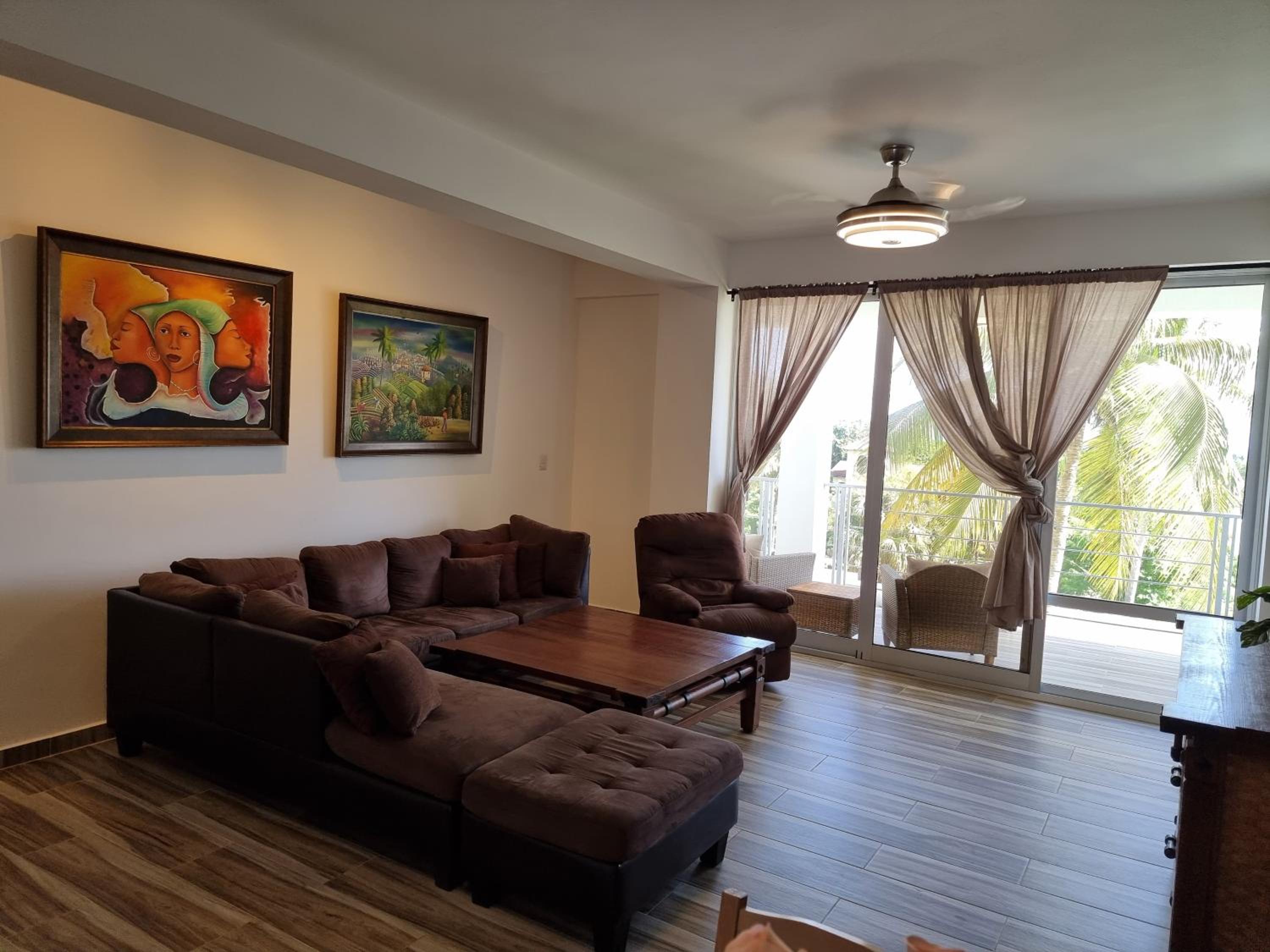 2BR apartment Residencial Aris, Encuentro