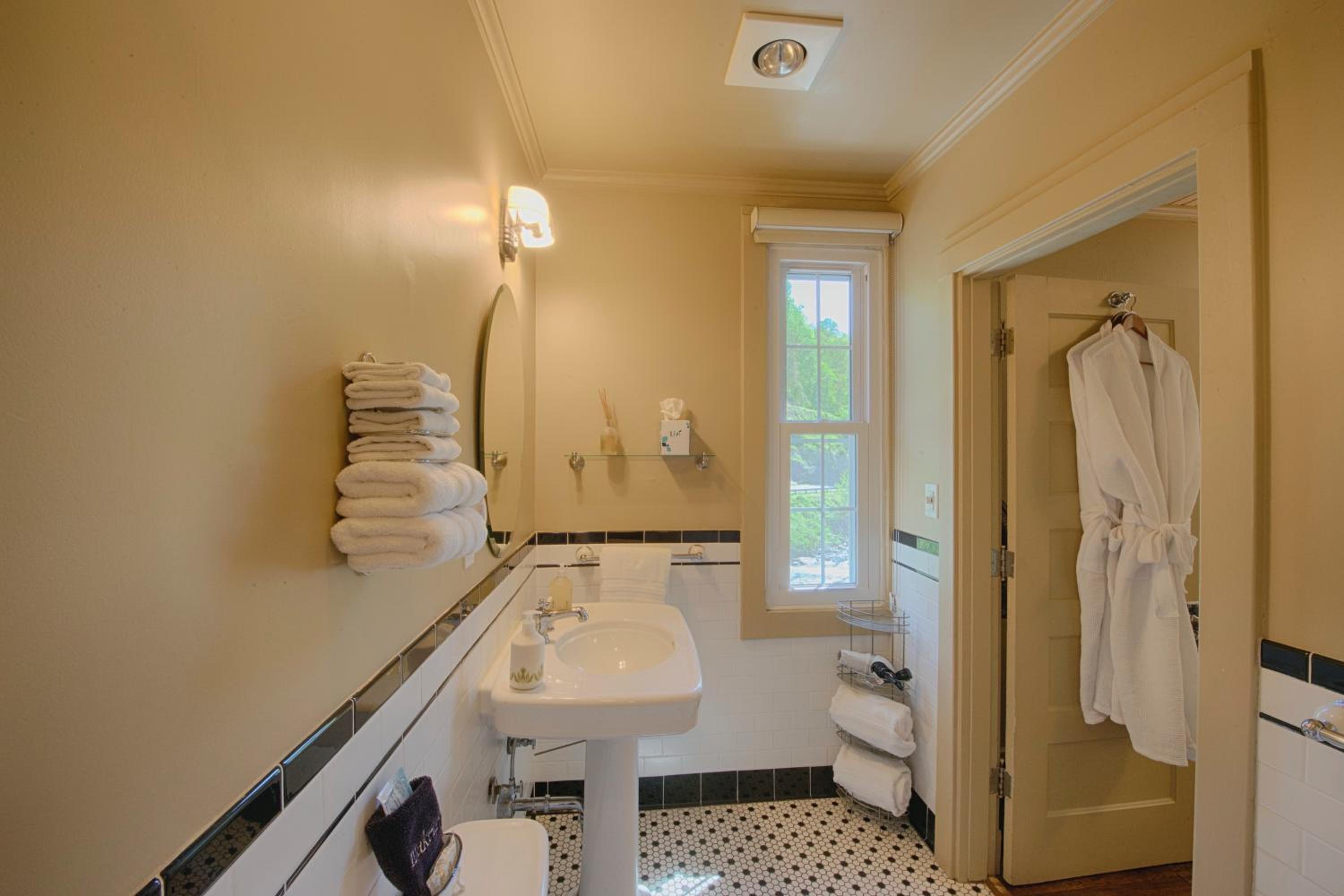 Historic Tapoco Lodge Resort