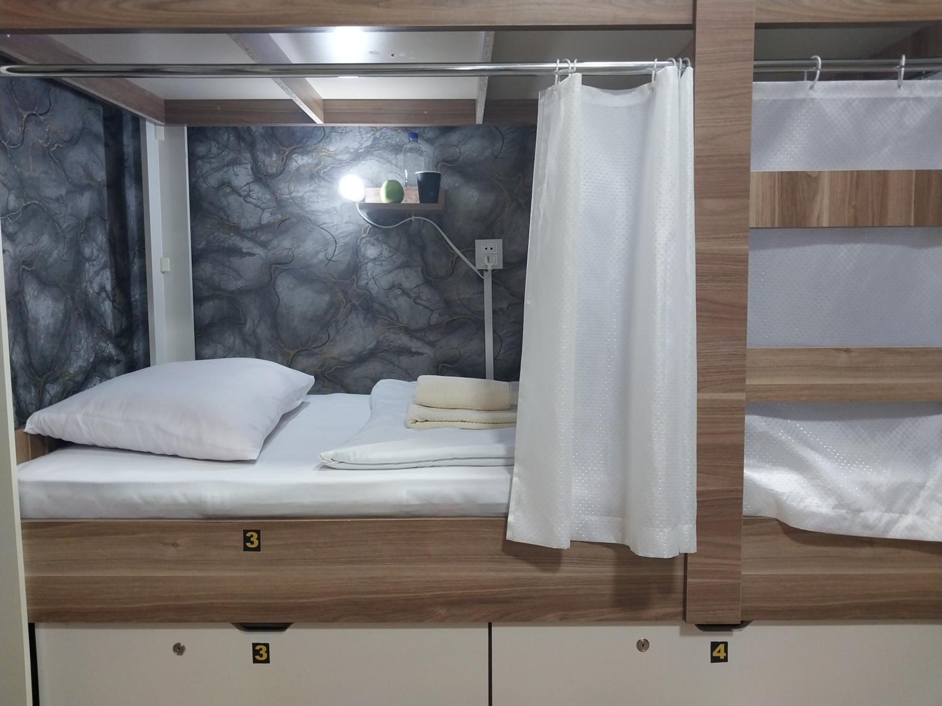 KING Hostel Center