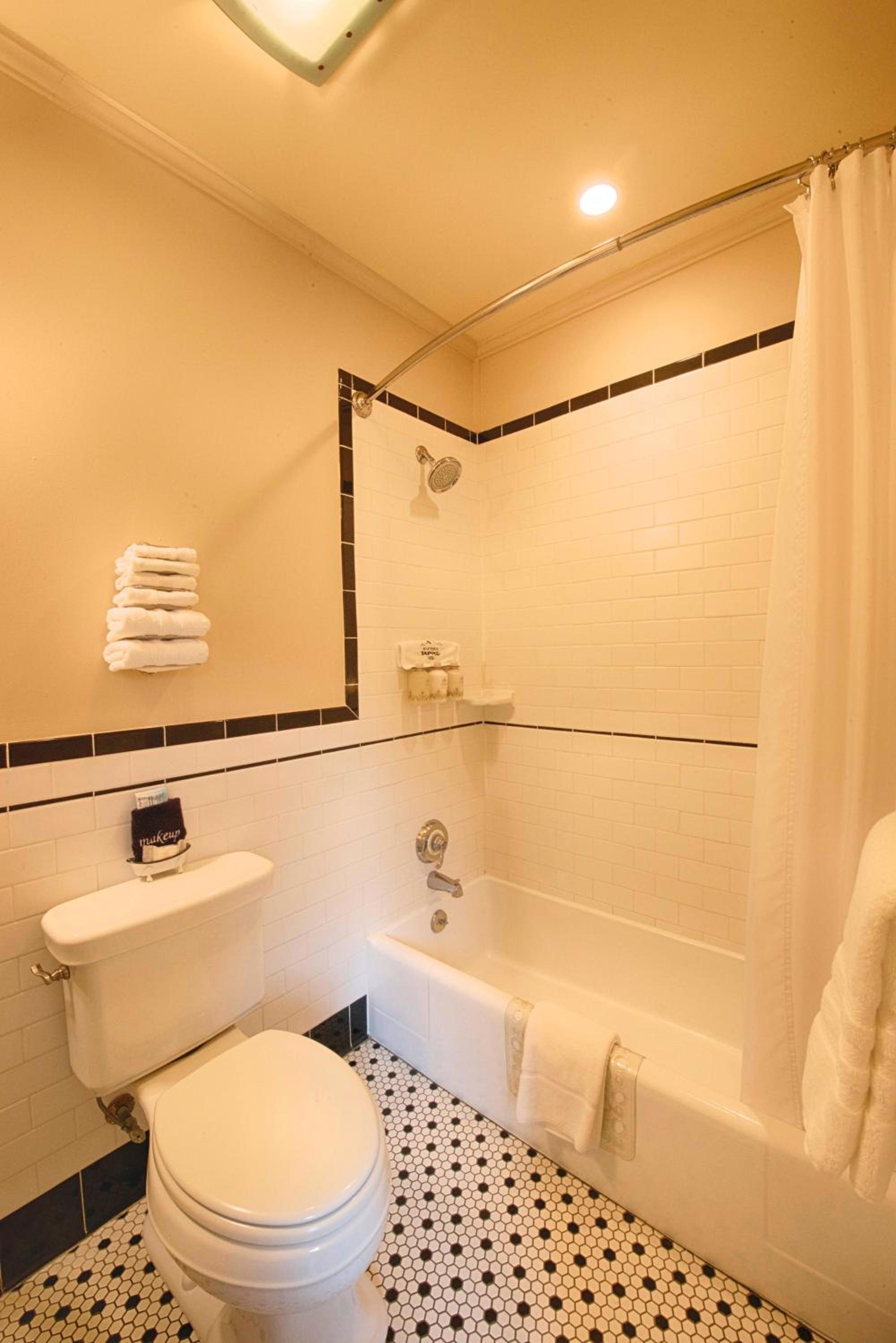 Historic Tapoco Lodge Resort