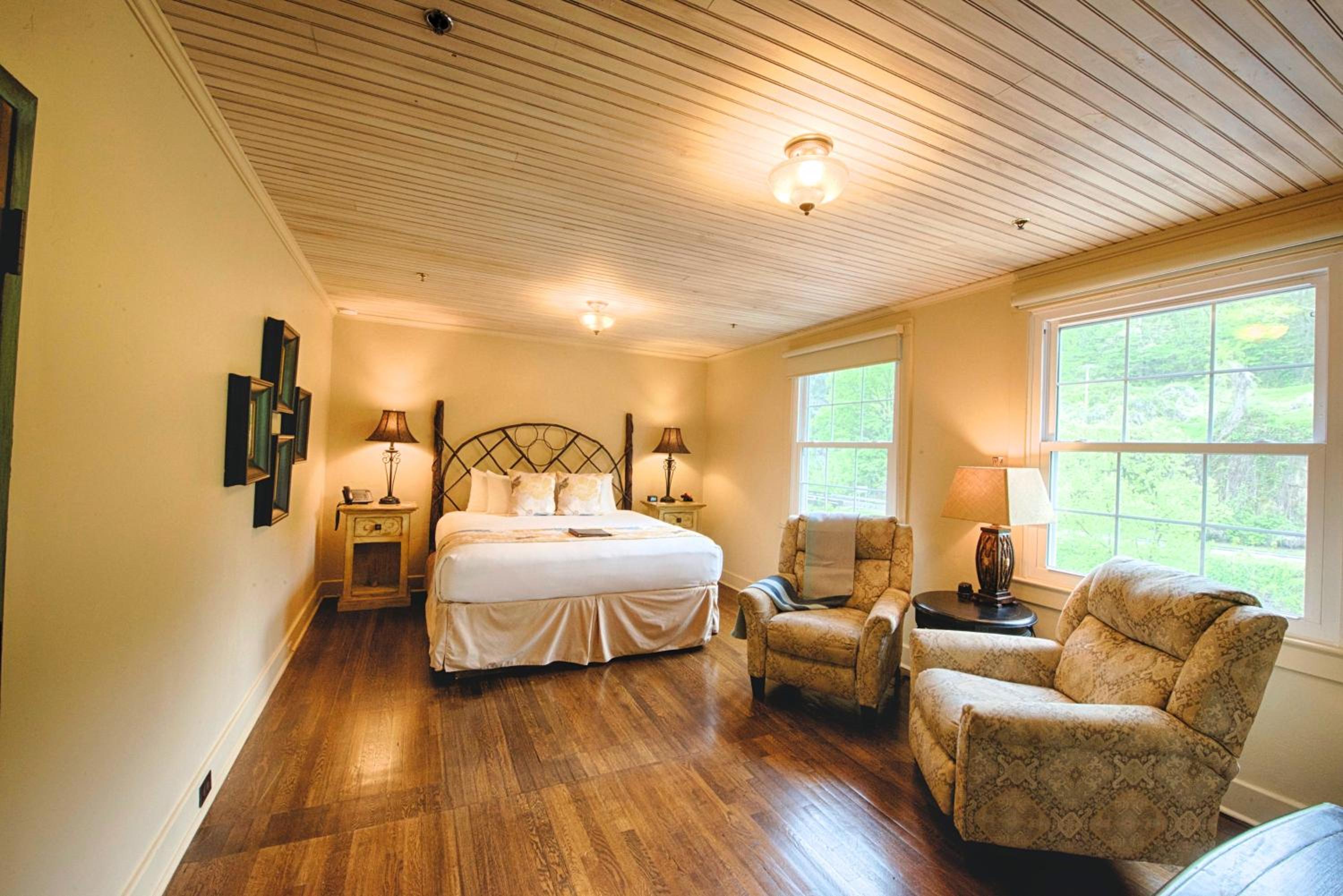 Historic Tapoco Lodge Resort