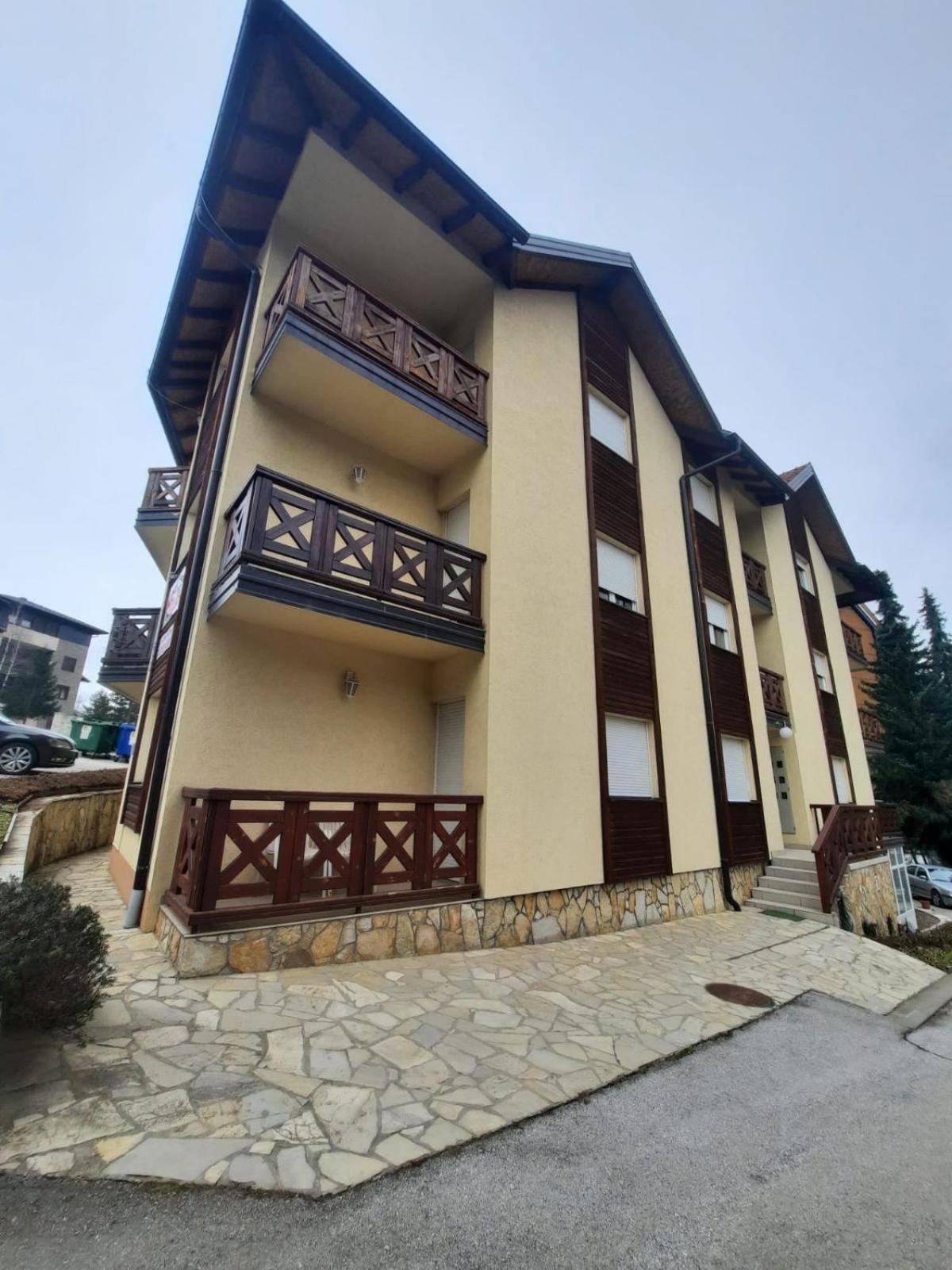 Zlatibor Helena Lux 1 view 3
