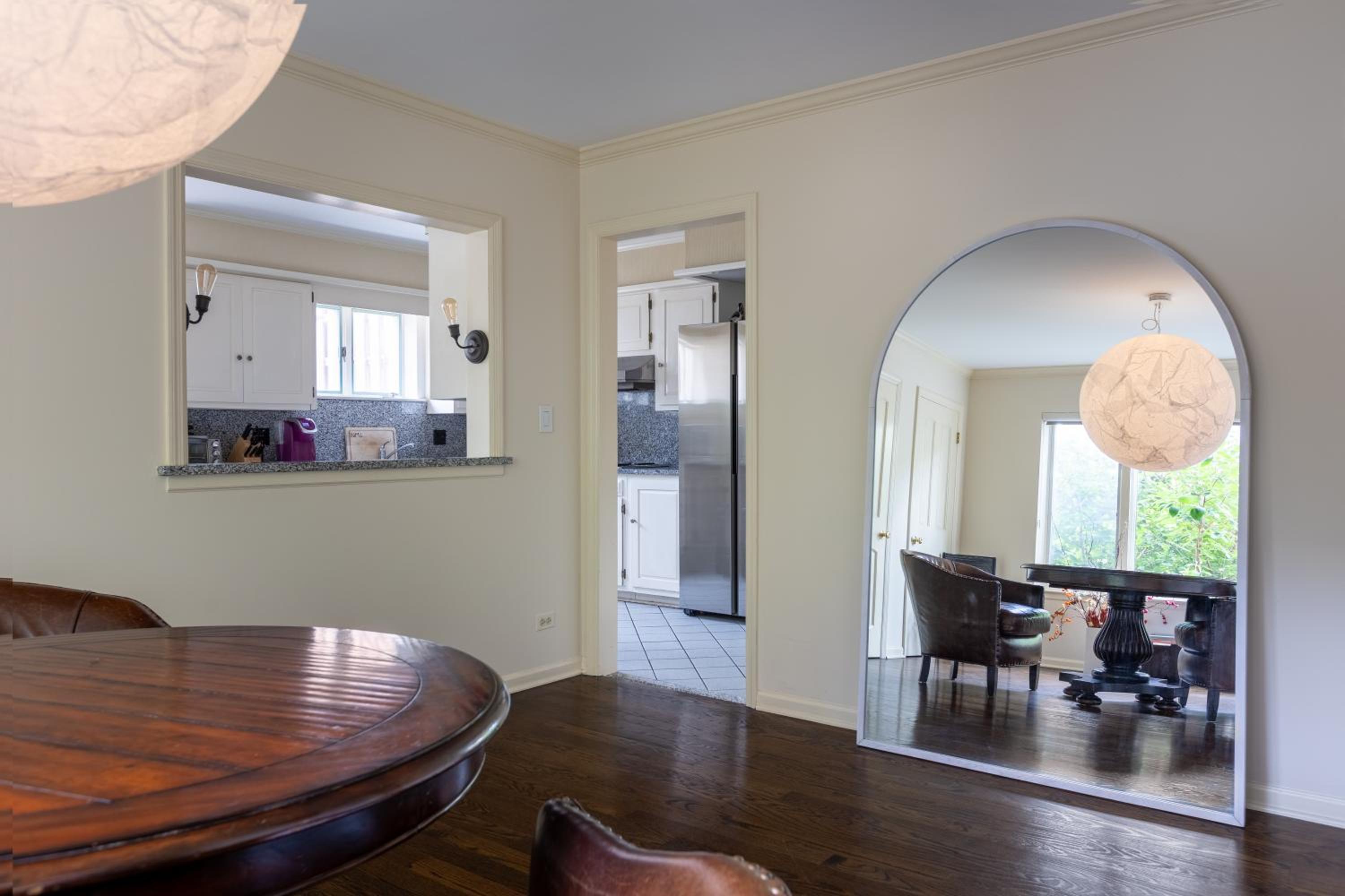 Lakeview East Apartment view 3