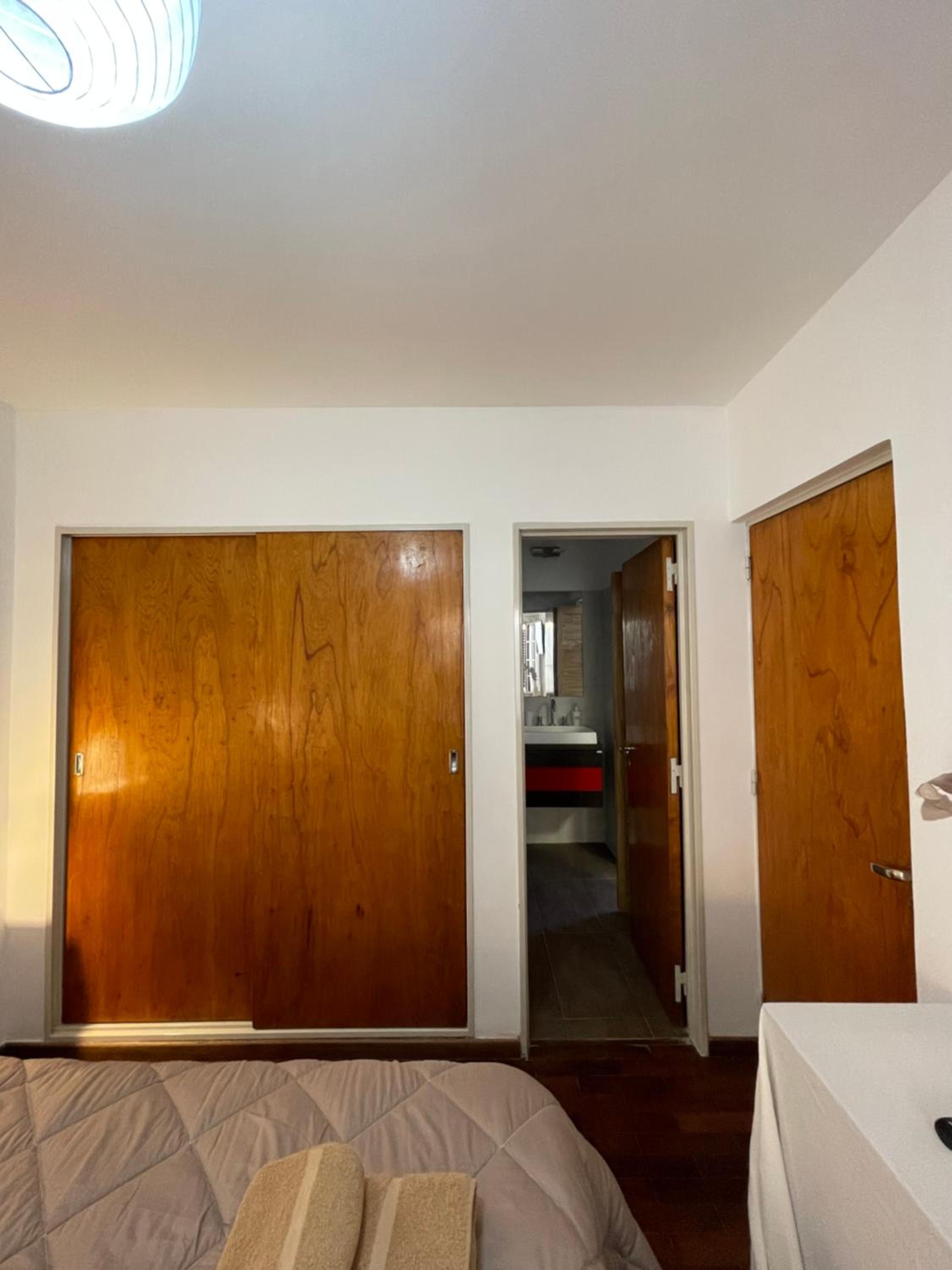 Departamento PB, patio y asador privados - NUEVO SERVICIO Estacionamiento 24hs INCLUIDO, no camioneta- Cerca de hotel Quinto Centenario, Nuevocentro shoppi