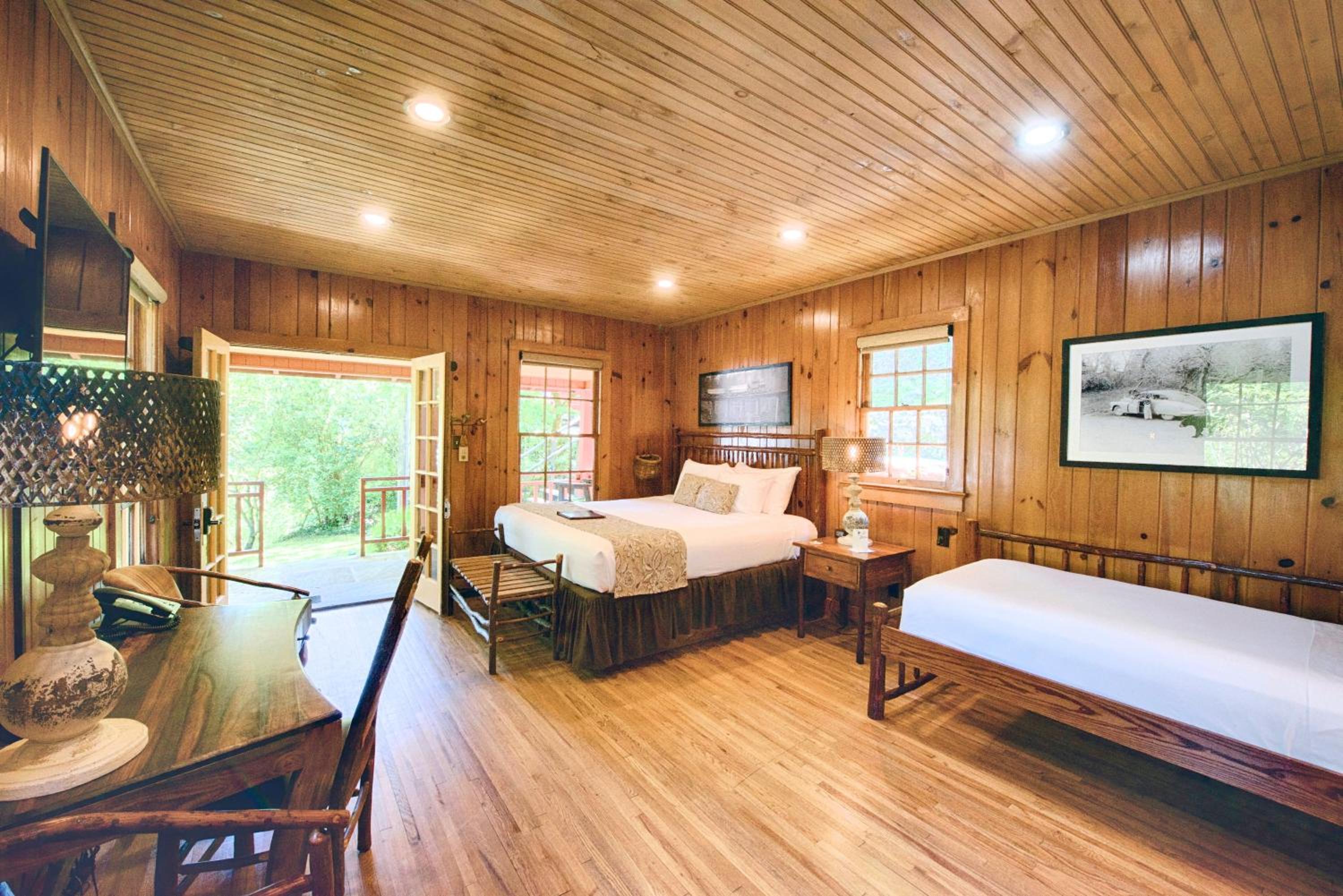 Historic Tapoco Lodge Resort