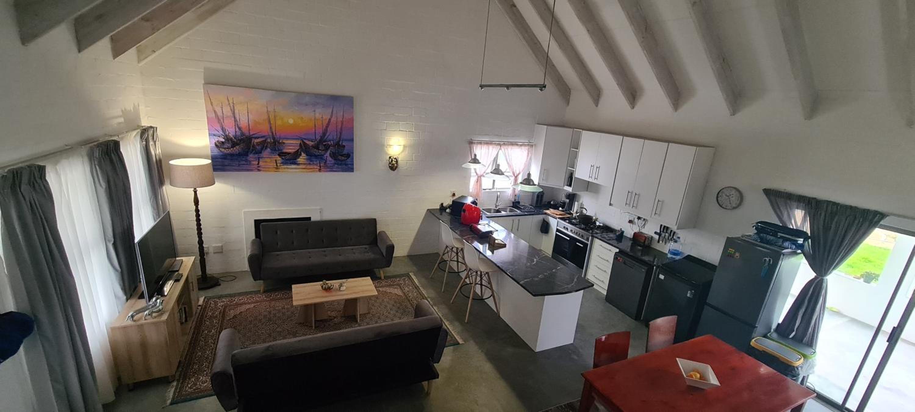 Starfish Cottage On Golden Mile view 2