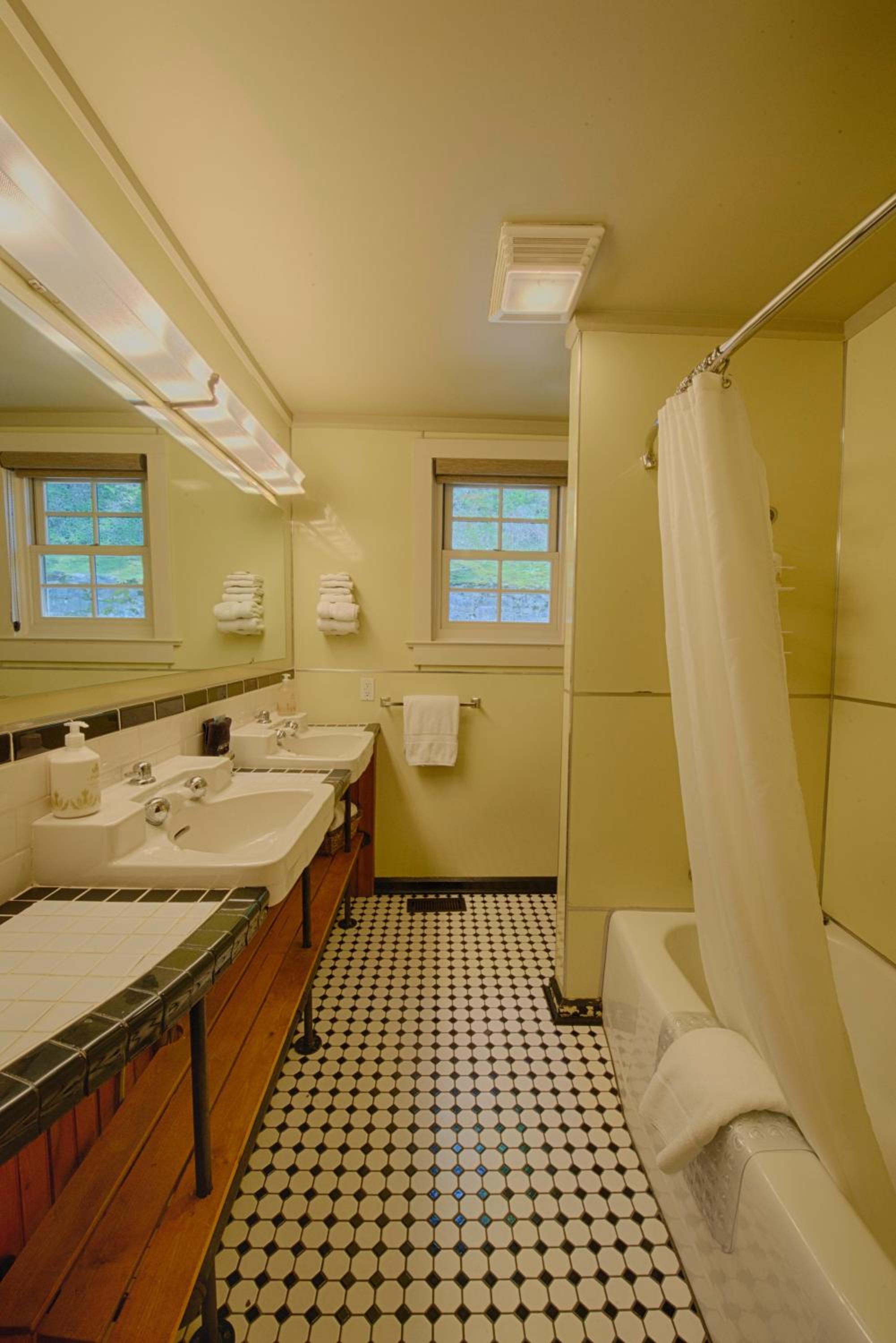 Historic Tapoco Lodge Resort