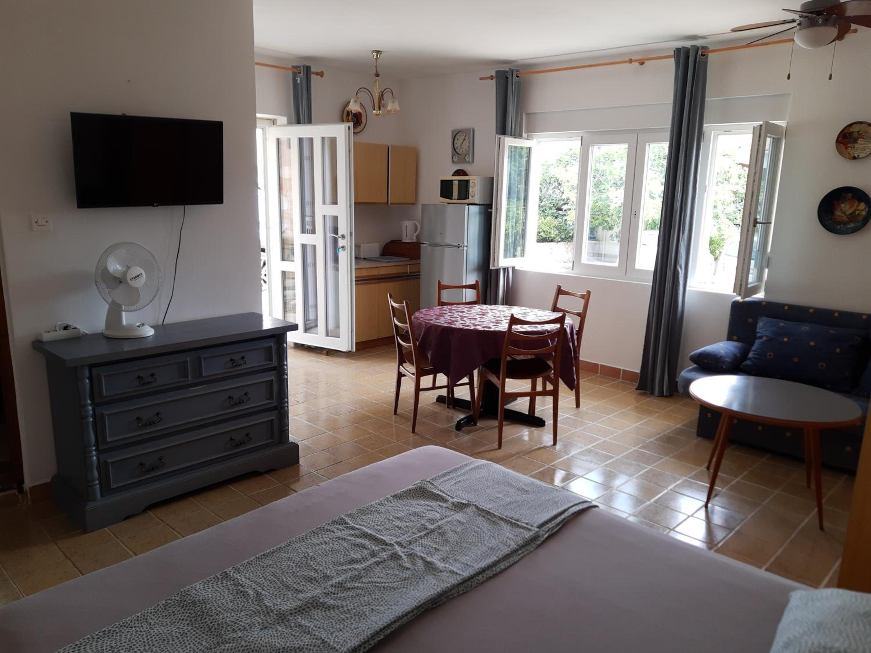 apartments cajner pag