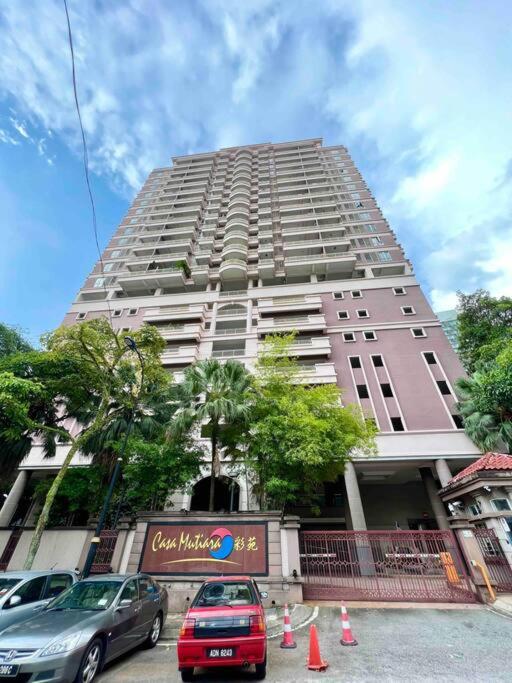 Studio Suite at Casa Mutiara 5 mins walk to LRT, Jalan Alor and Bukit Bintang