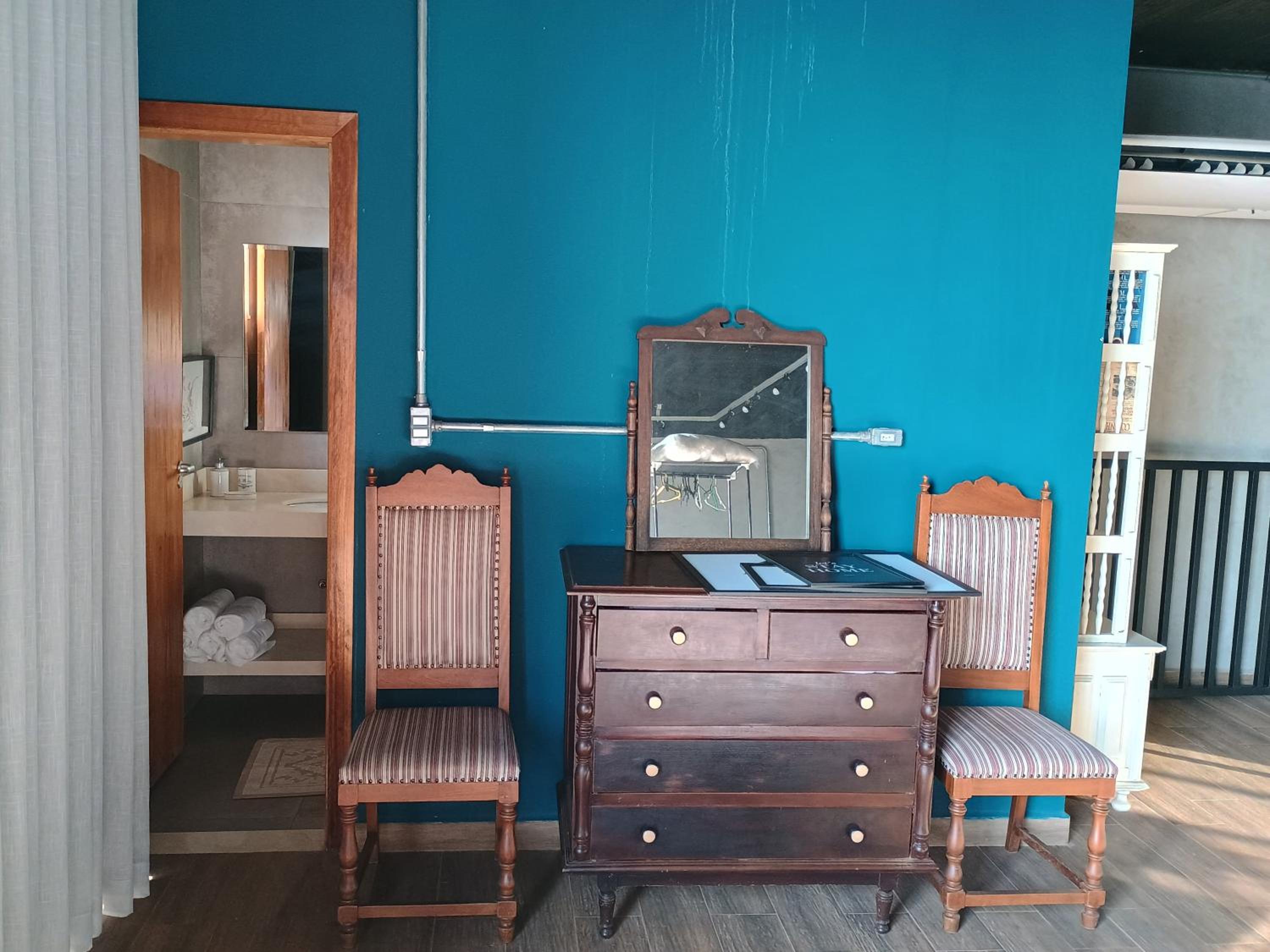 Mi Casa Su Casa