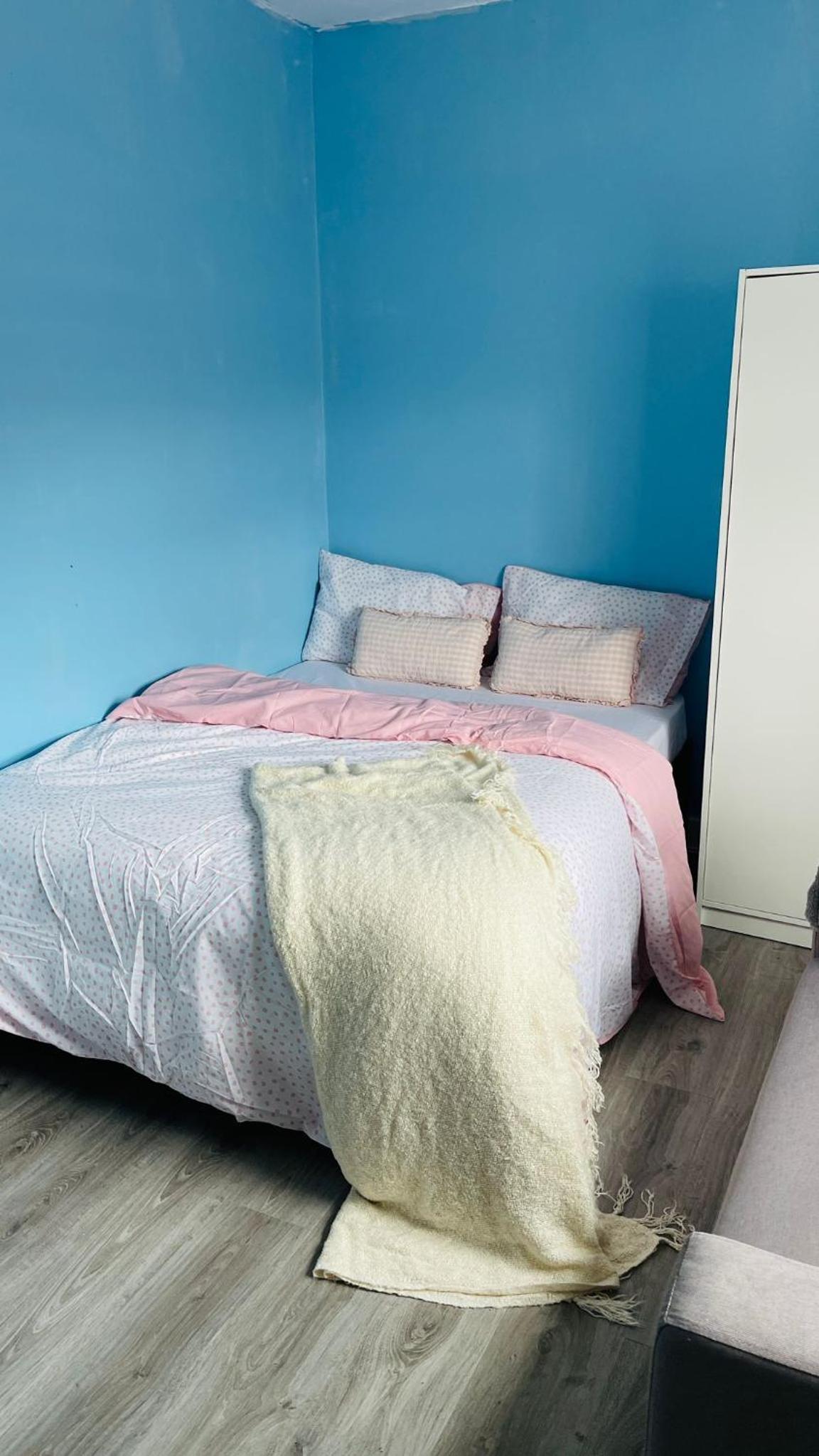 Entire studio apartment in Dublin