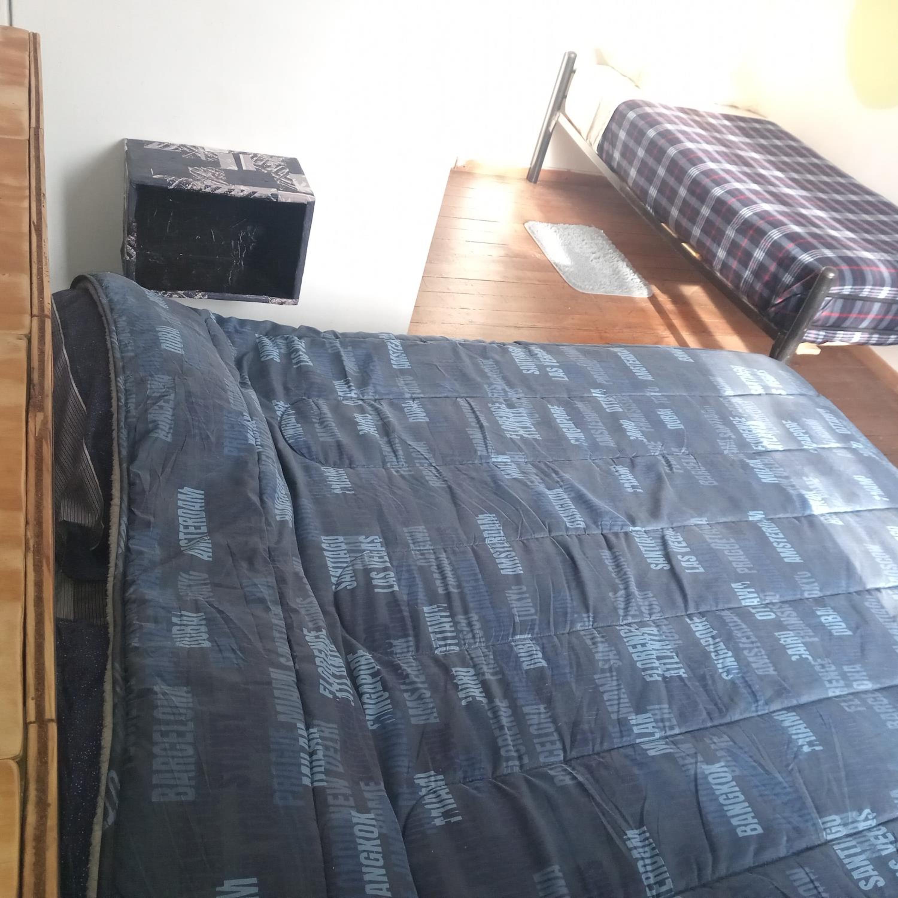 Valparadise Hostel