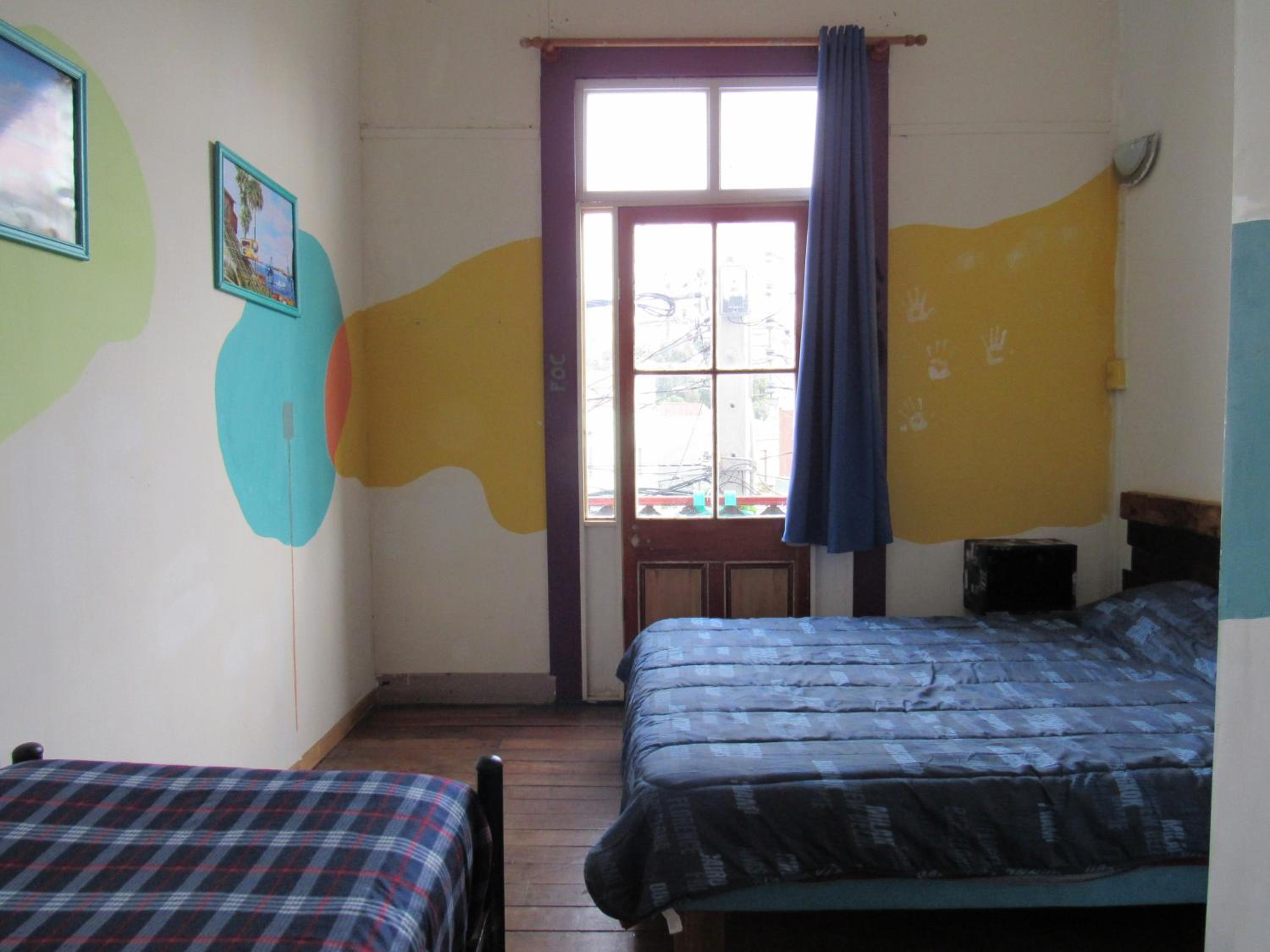 Valparadise Hostel