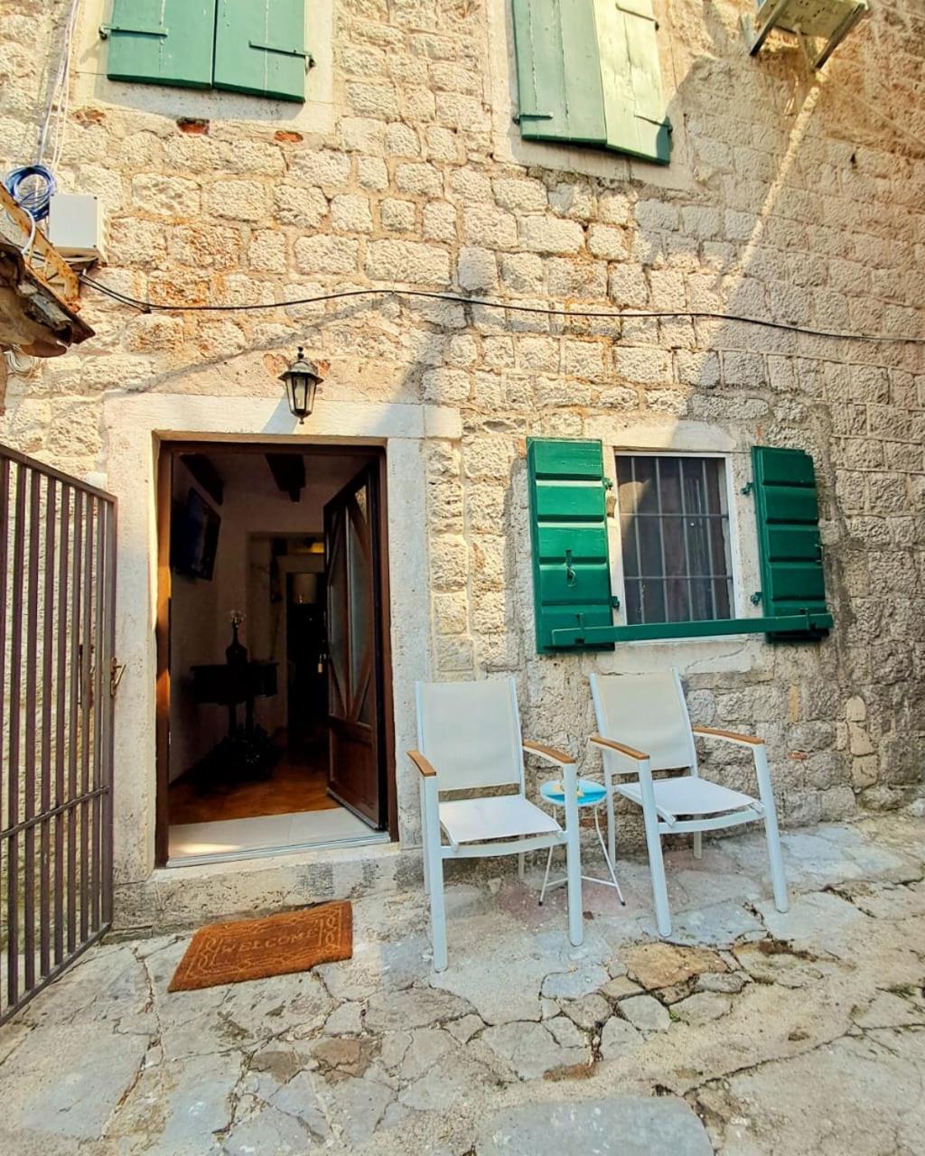 Photo 43