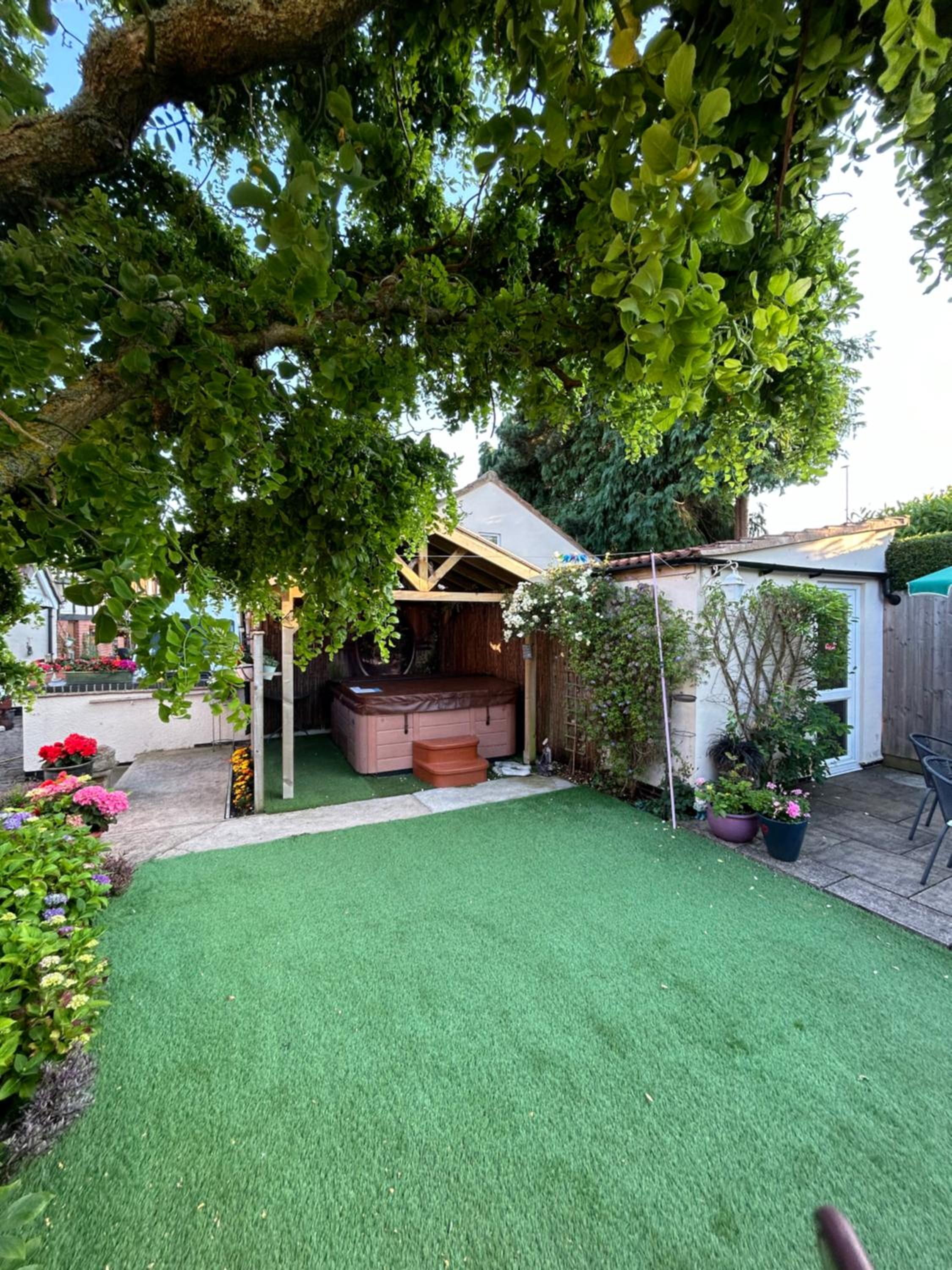 Acorn Cottage view 4