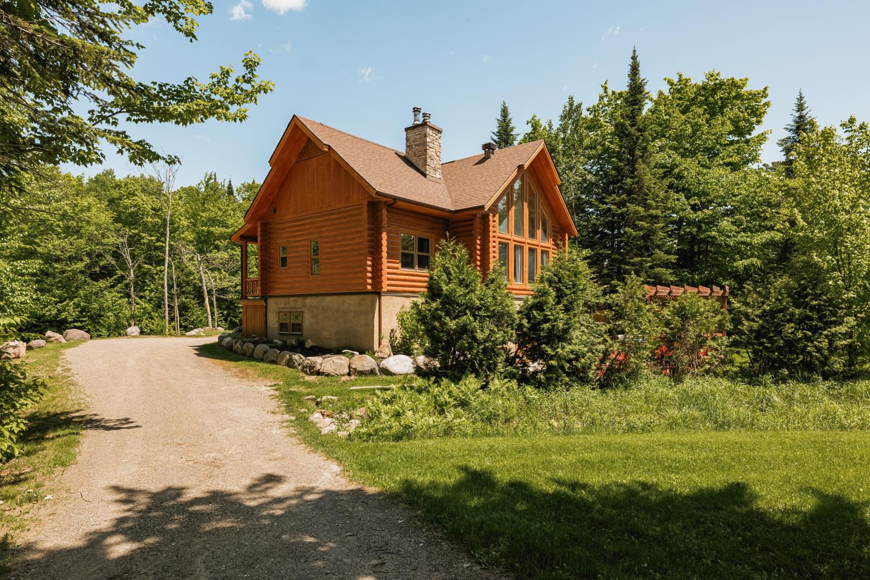 Fiddler Lake Resort - Deer 4