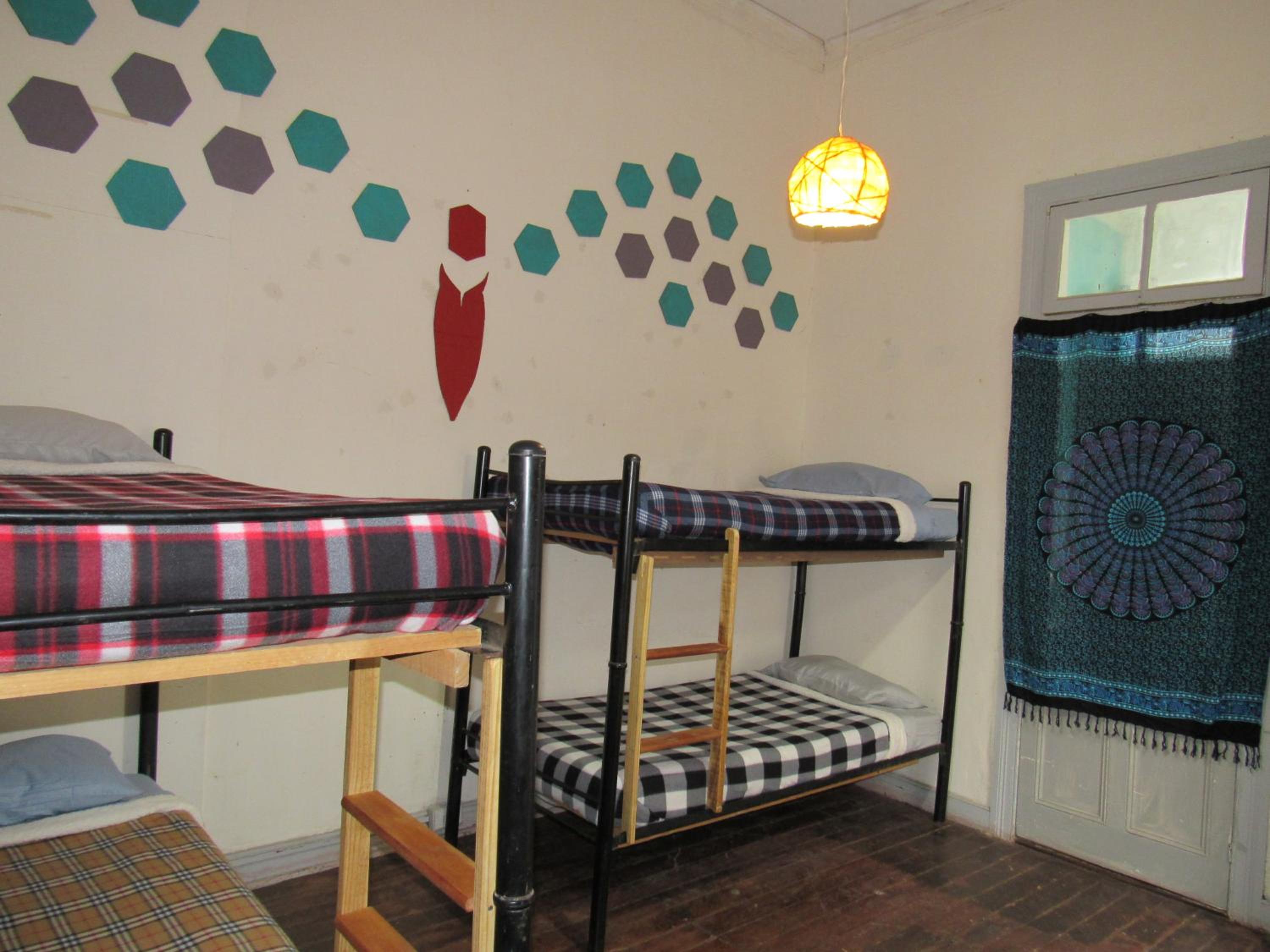 Valparadise Hostel