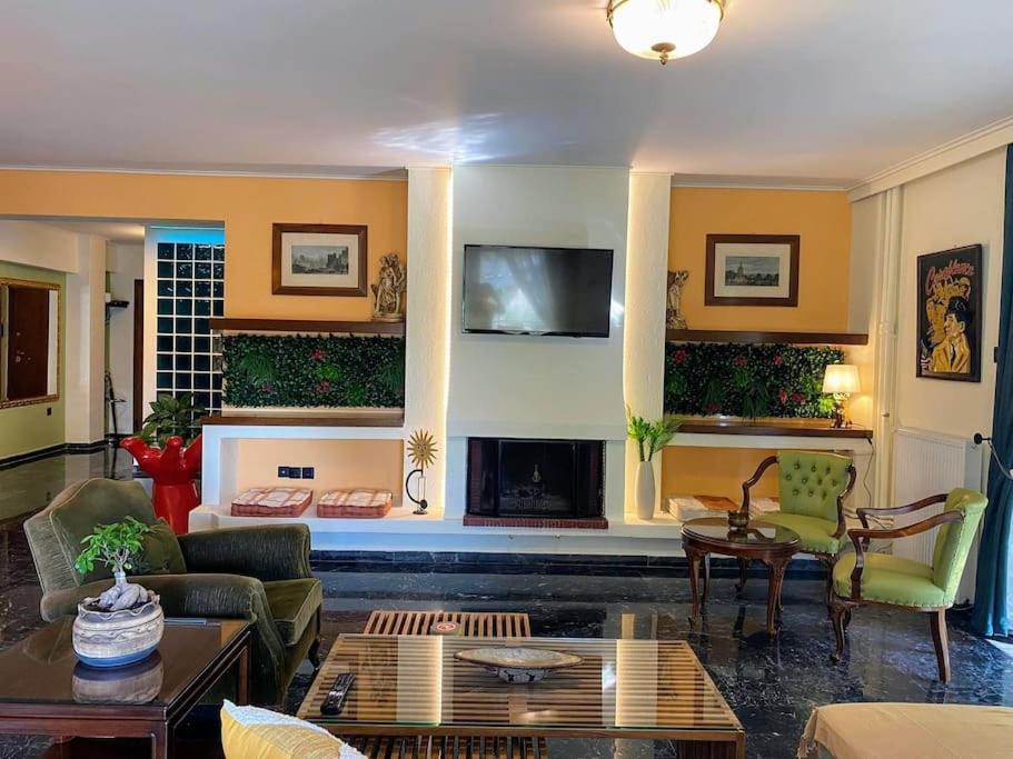 Sarakin's Mansion Luxury Retreat photo 5