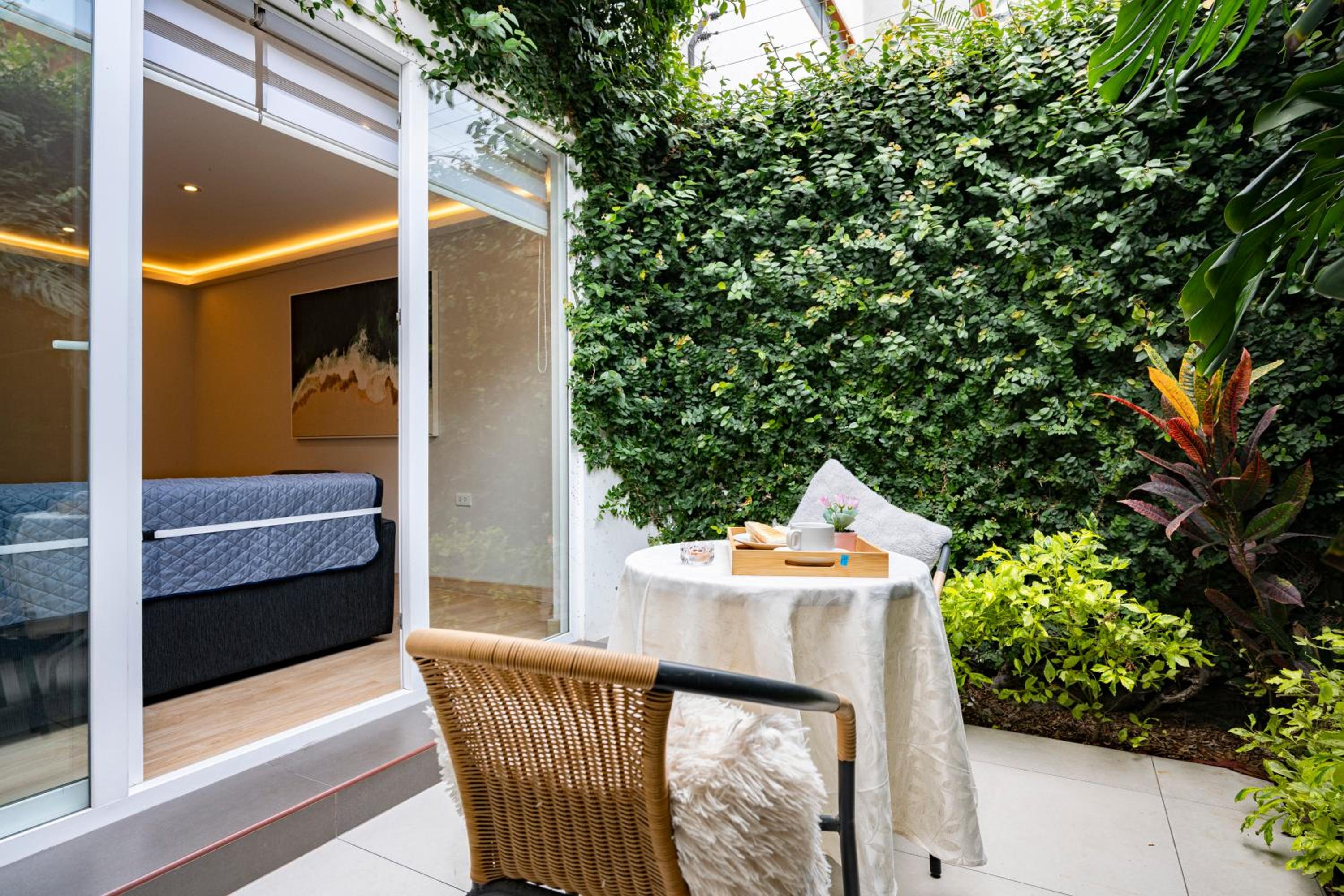 Private Residences by Vibrant