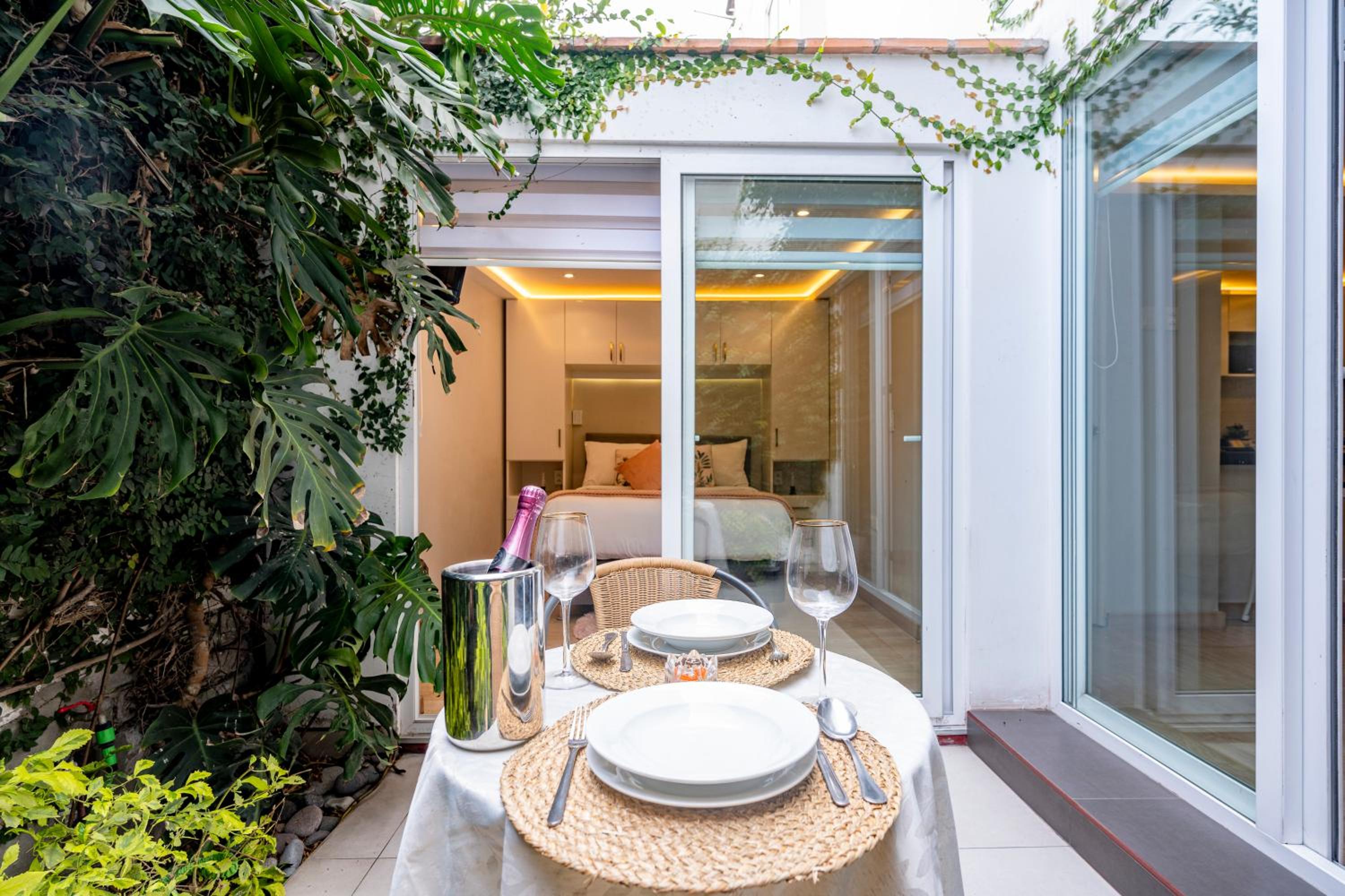 Private Residences by Vibrant